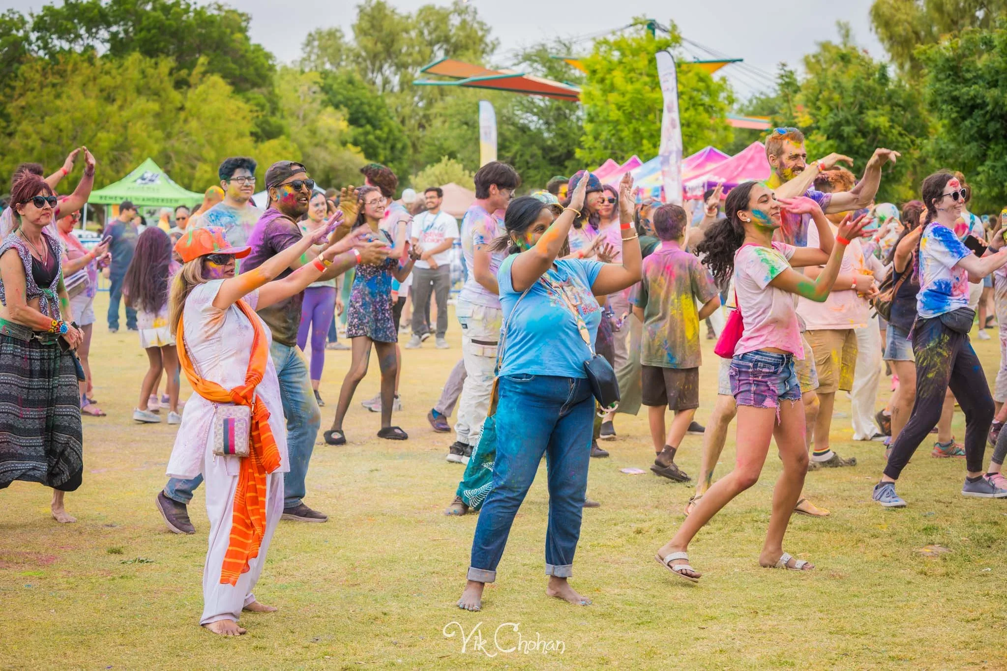 2026-04-26-Holi-Celebration-Sunset-Park-ISKON-april-26th-2026-Vik-Chohan-Photography-Social-Media-001.jpg