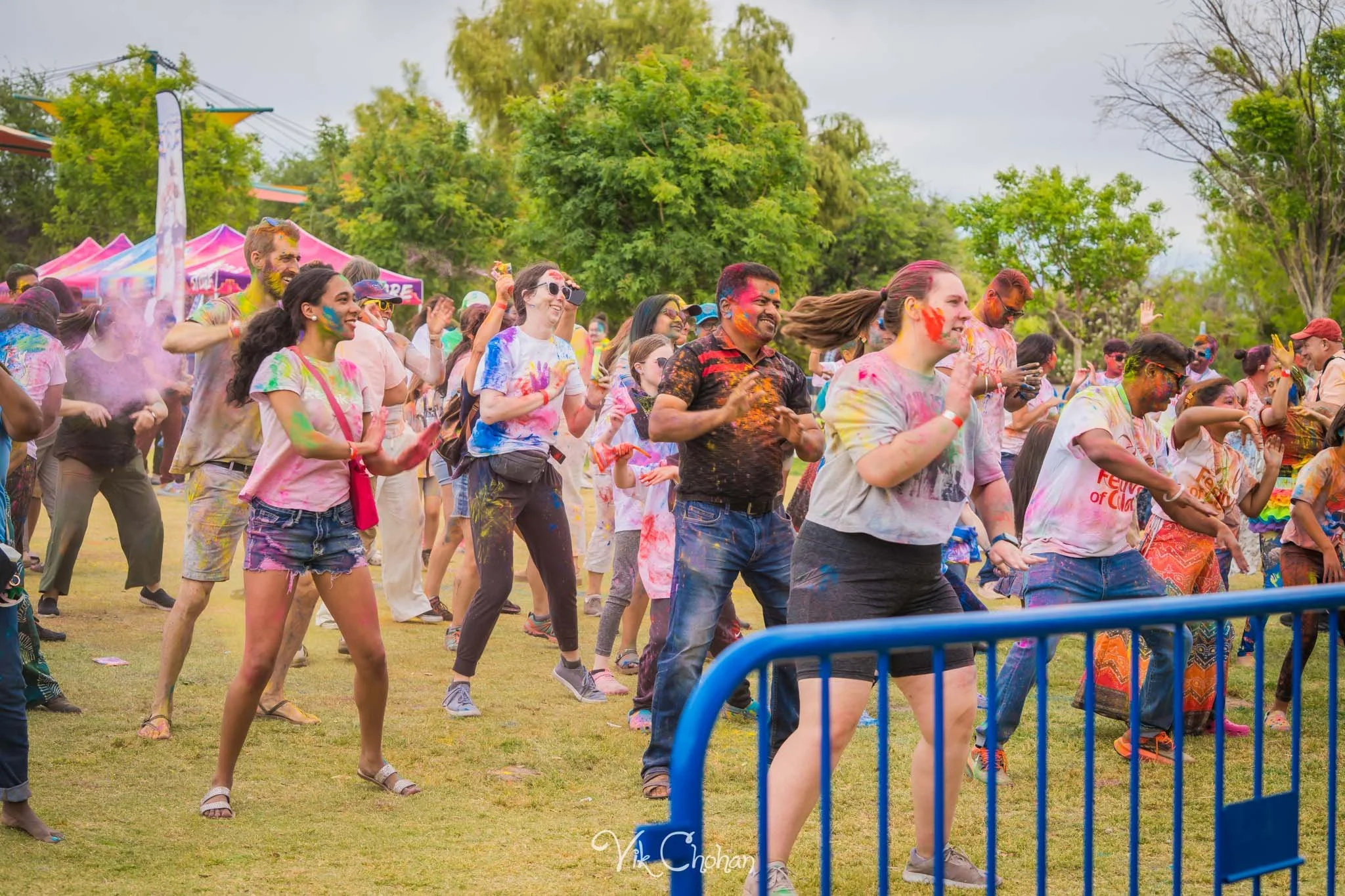2026-04-26-Holi-Celebration-Sunset-Park-ISKON-april-26th-2026-Vik-Chohan-Photography-Social-Media-004.jpg