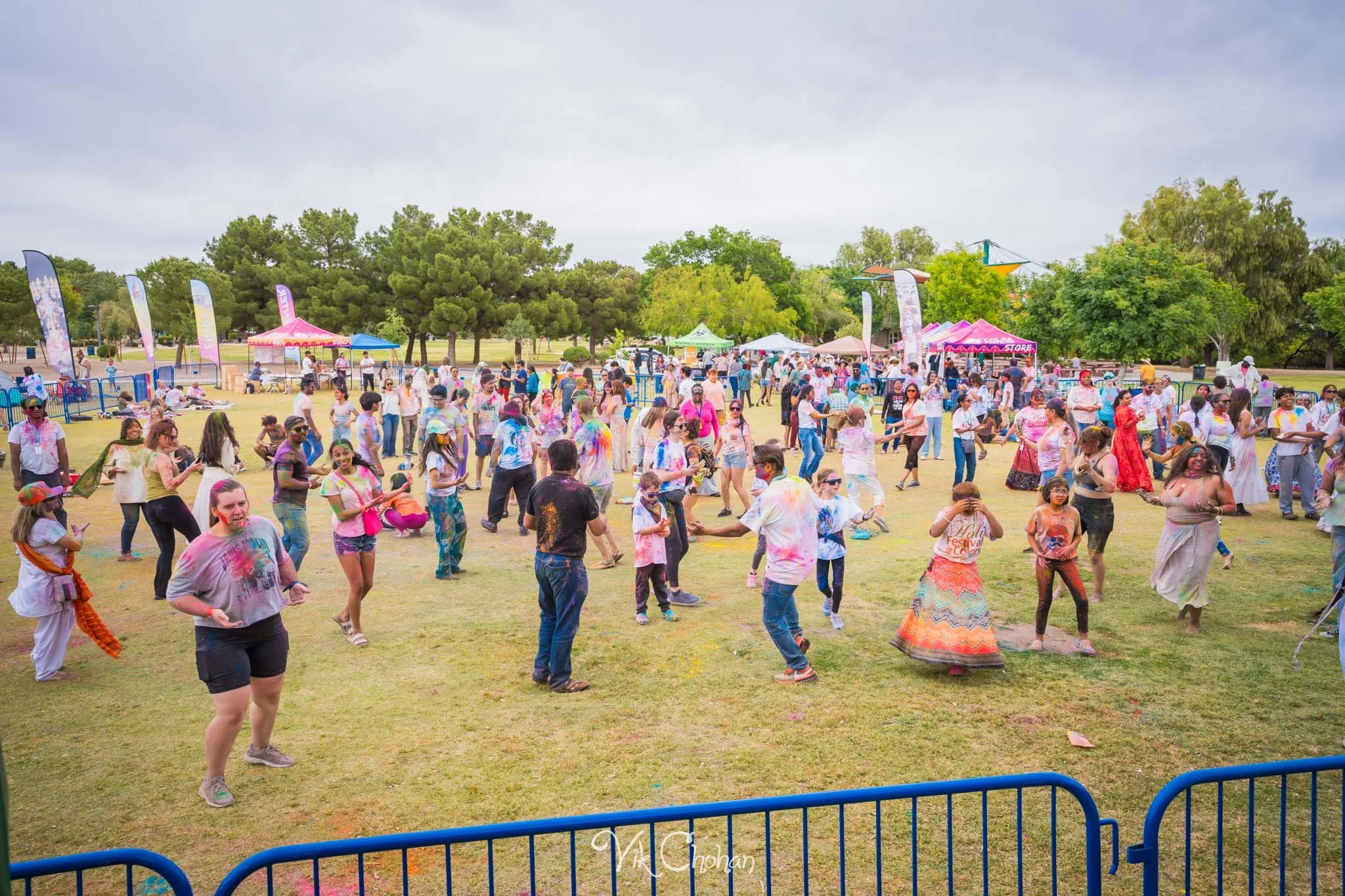 2026-04-26-Holi-Celebration-Sunset-Park-ISKON-april-26th-2026-Vik-Chohan-Photography-Social-Media-018.jpg