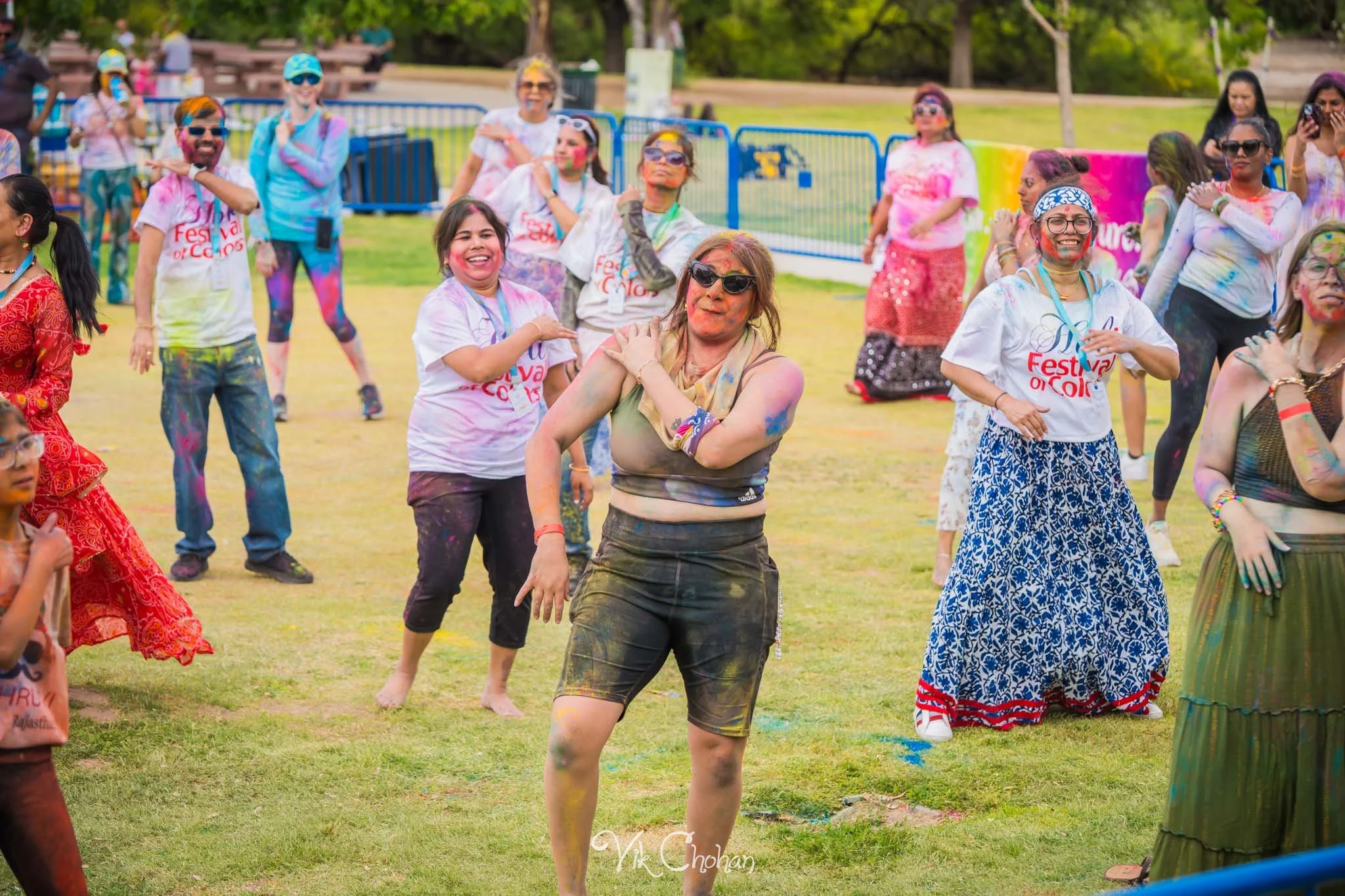 2026-04-26-Holi-Celebration-Sunset-Park-ISKON-april-26th-2026-Vik-Chohan-Photography-Social-Media-034.jpg