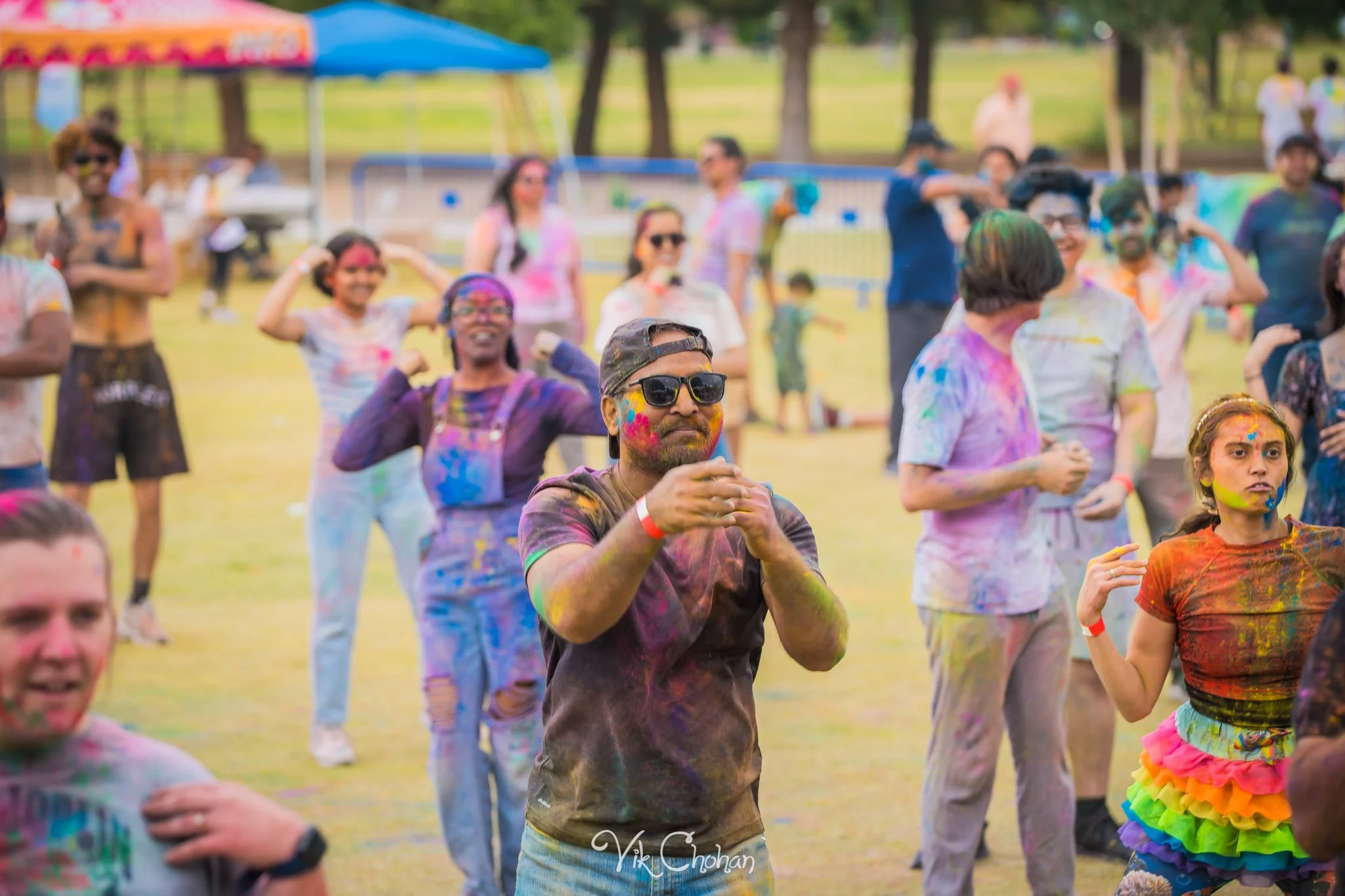 2026-04-26-Holi-Celebration-Sunset-Park-ISKON-april-26th-2026-Vik-Chohan-Photography-Social-Media-046.jpg