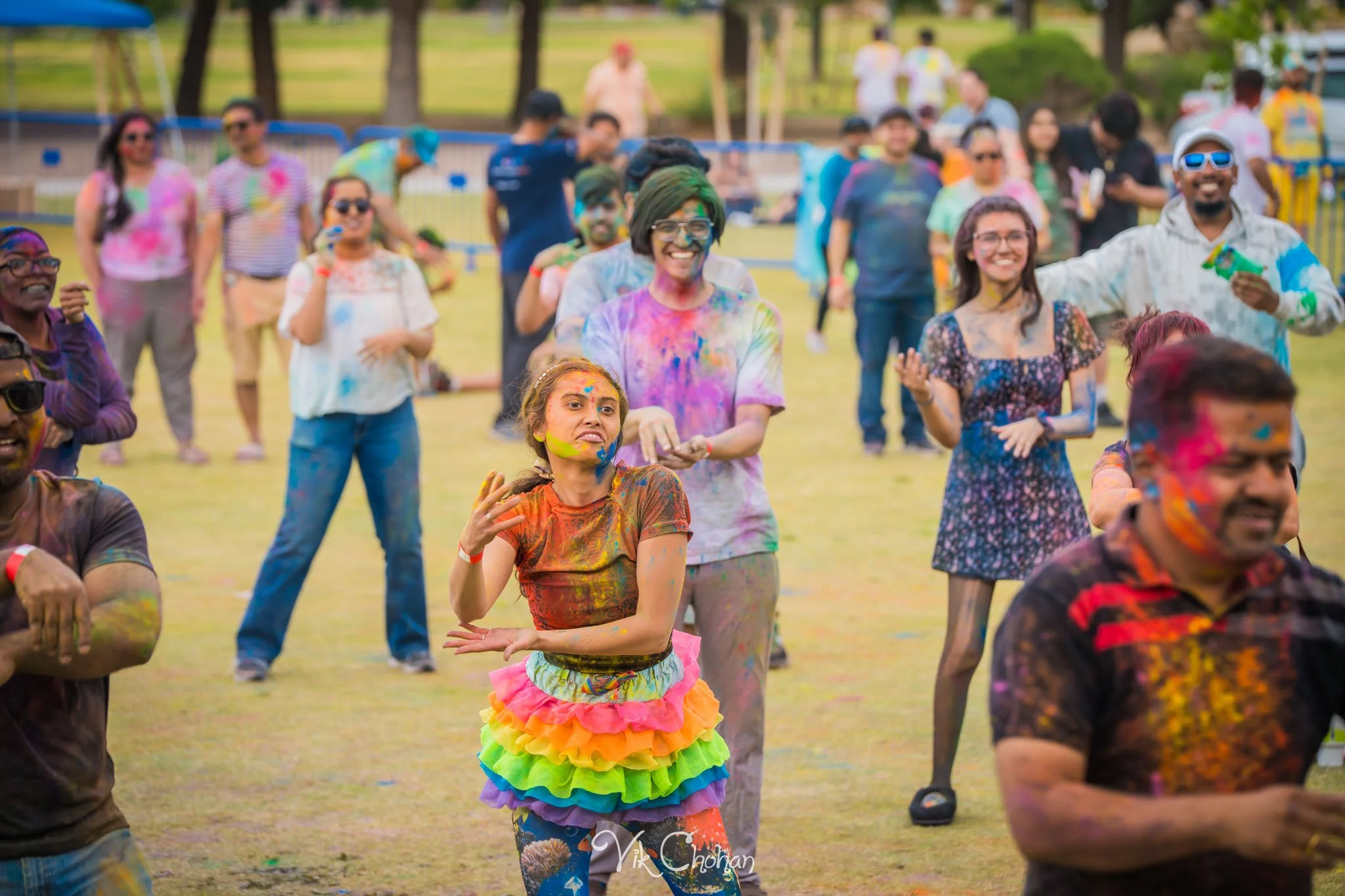 2026-04-26-Holi-Celebration-Sunset-Park-ISKON-april-26th-2026-Vik-Chohan-Photography-Social-Media-047.jpg