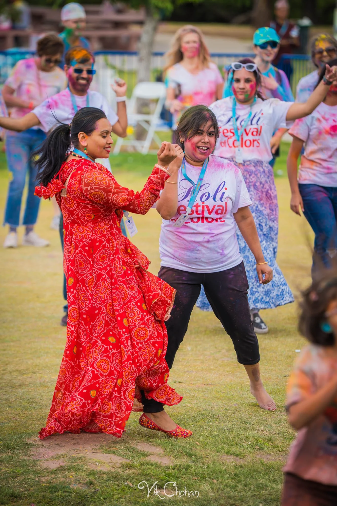 2026-04-26-Holi-Celebration-Sunset-Park-ISKON-april-26th-2026-Vik-Chohan-Photography-Social-Media-057.jpg