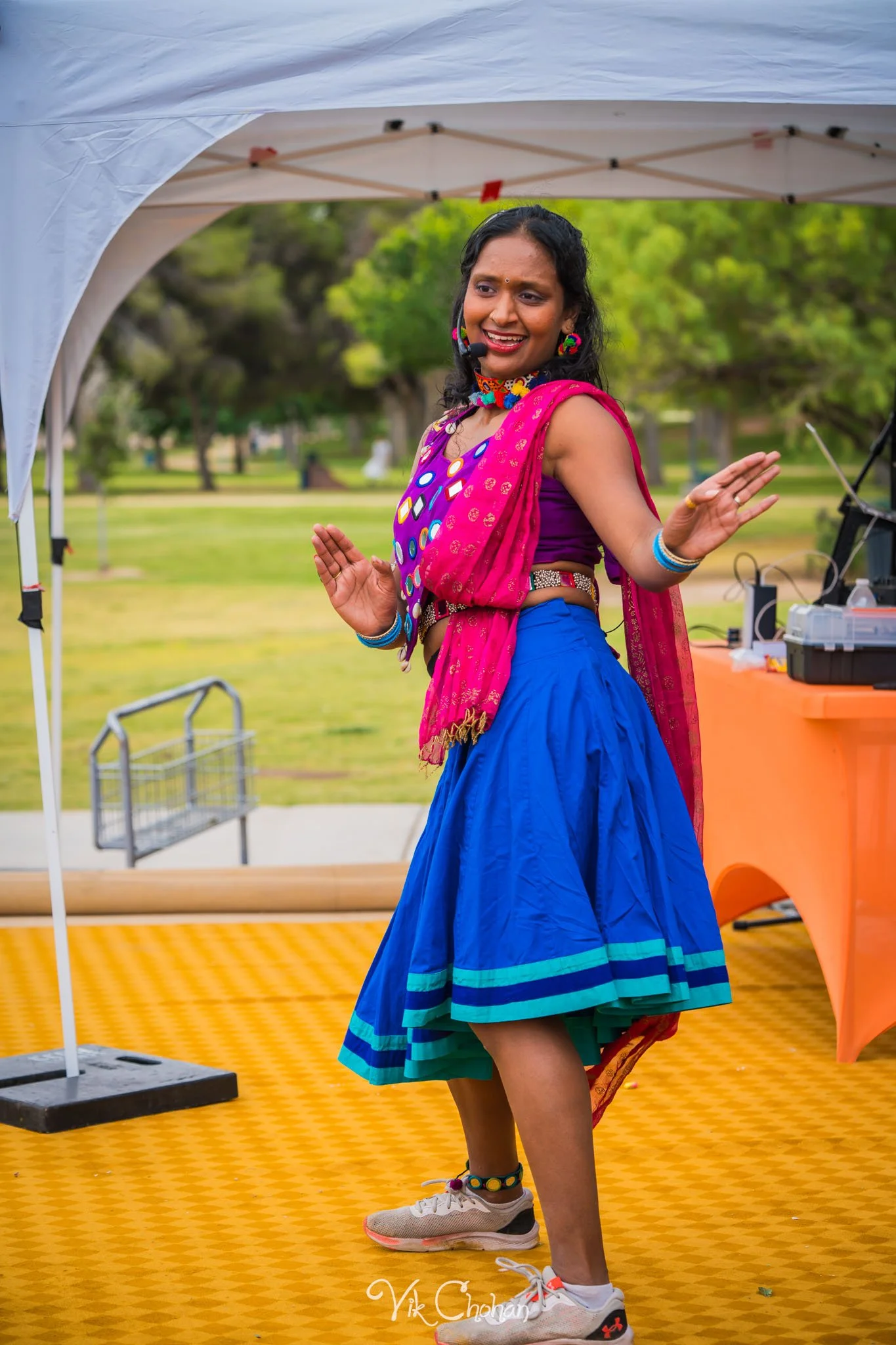 2026-04-26-Holi-Celebration-Sunset-Park-ISKON-april-26th-2026-Vik-Chohan-Photography-Social-Media-063.jpg