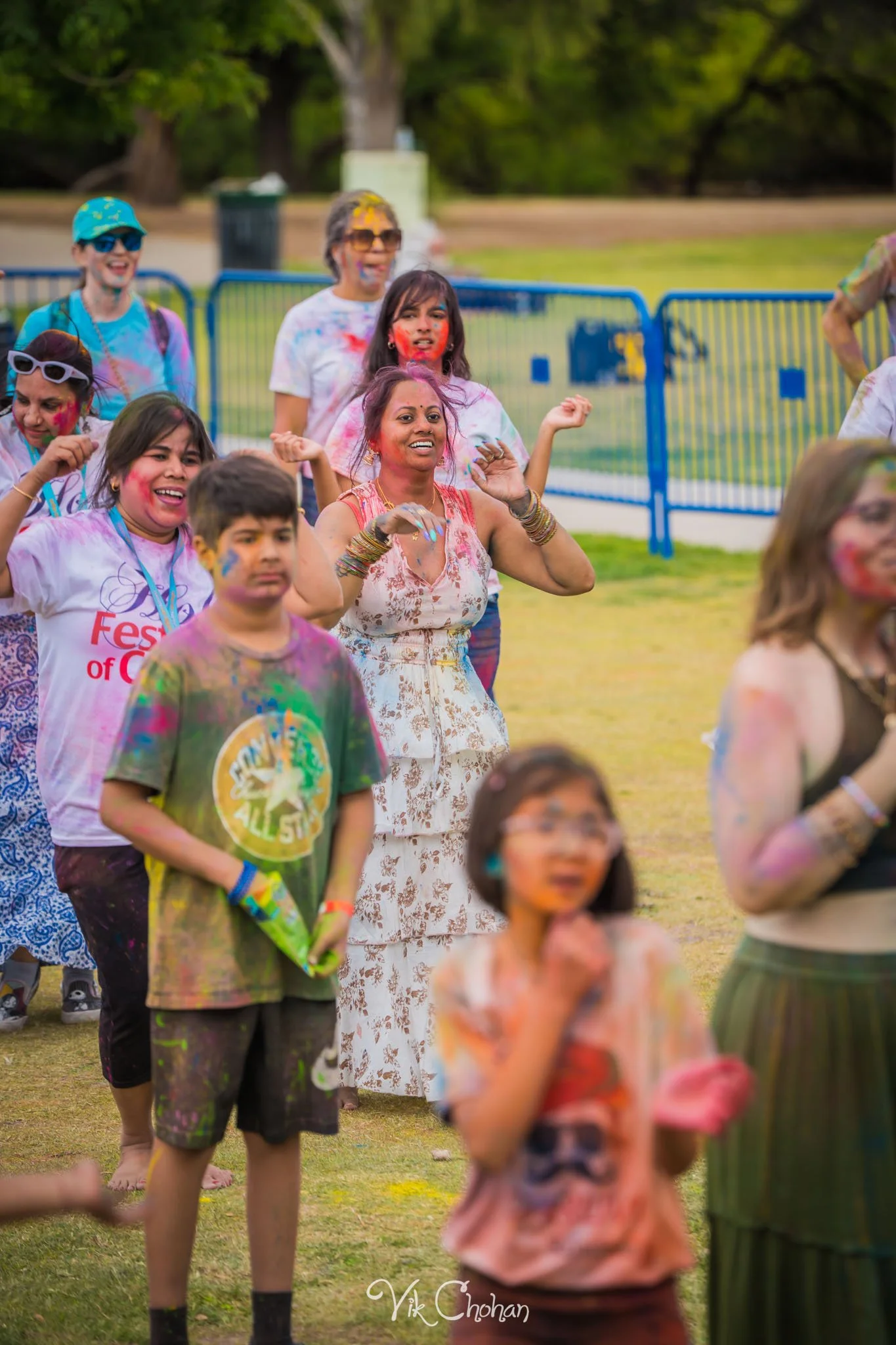 2026-04-26-Holi-Celebration-Sunset-Park-ISKON-april-26th-2026-Vik-Chohan-Photography-Social-Media-064.jpg
