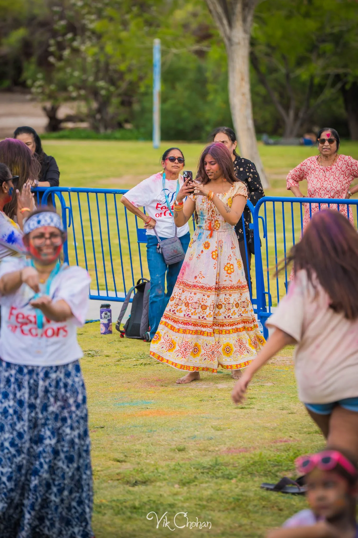 2026-04-26-Holi-Celebration-Sunset-Park-ISKON-april-26th-2026-Vik-Chohan-Photography-Social-Media-067.jpg
