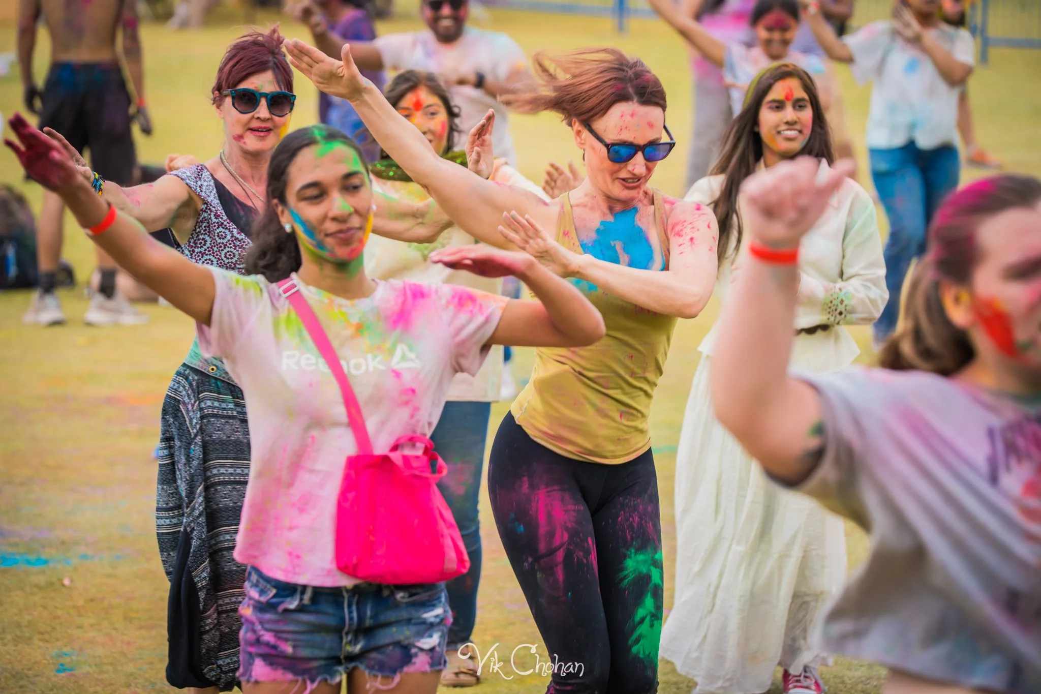 2026-04-26-Holi-Celebration-Sunset-Park-ISKON-april-26th-2026-Vik-Chohan-Photography-Social-Media-071.jpg