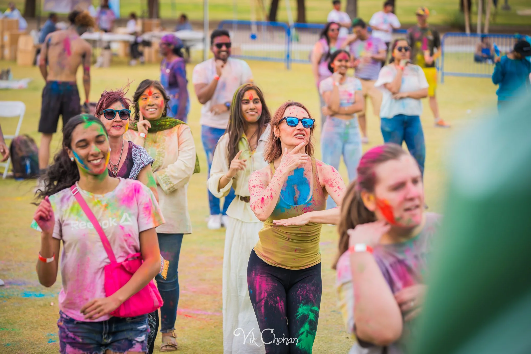 2026-04-26-Holi-Celebration-Sunset-Park-ISKON-april-26th-2026-Vik-Chohan-Photography-Social-Media-074.jpg
