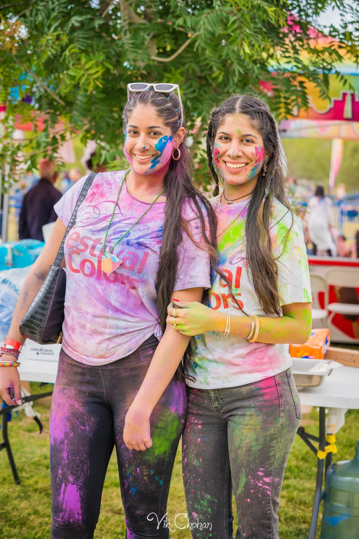2026-04-26-Holi-Celebration-Sunset-Park-ISKON-april-26th-2026-Vik-Chohan-Photography-Social-Media-100.jpg