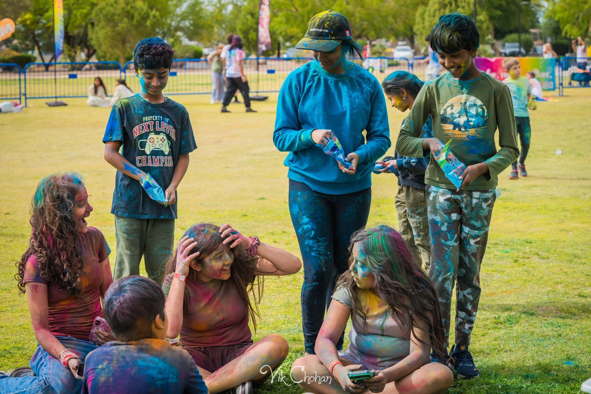 2026-04-26-Holi-Celebration-Sunset-Park-ISKON-april-26th-2026-Vik-Chohan-Photography-Social-Media-122.jpg