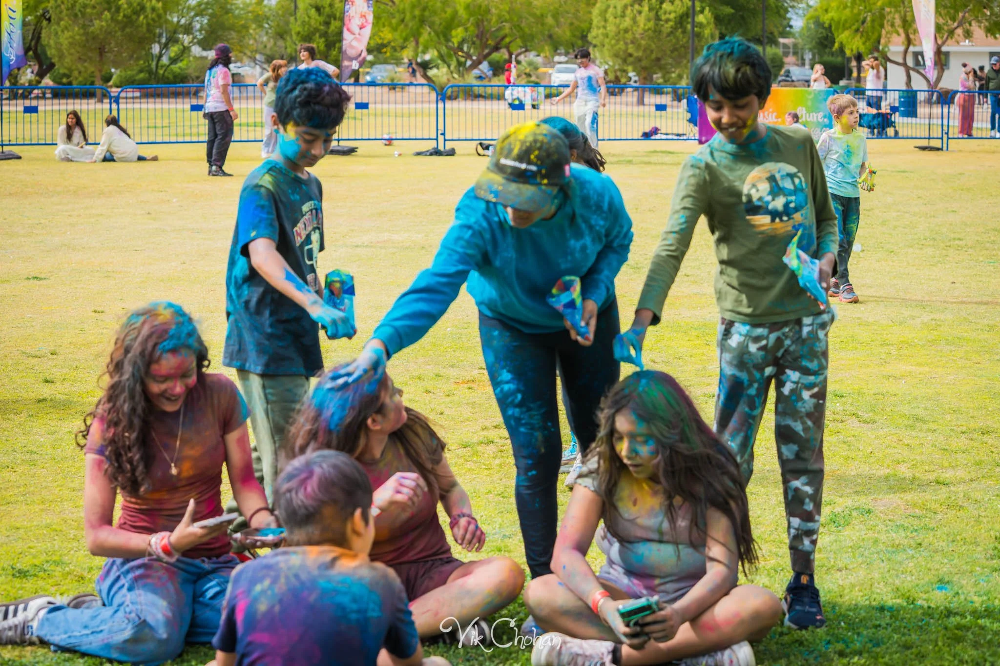 2026-04-26-Holi-Celebration-Sunset-Park-ISKON-april-26th-2026-Vik-Chohan-Photography-Social-Media-124.jpg