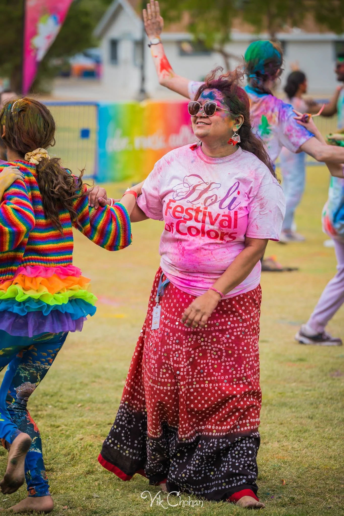 2026-04-26-Holi-Celebration-Sunset-Park-ISKON-april-26th-2026-Vik-Chohan-Photography-Social-Media-142.jpg