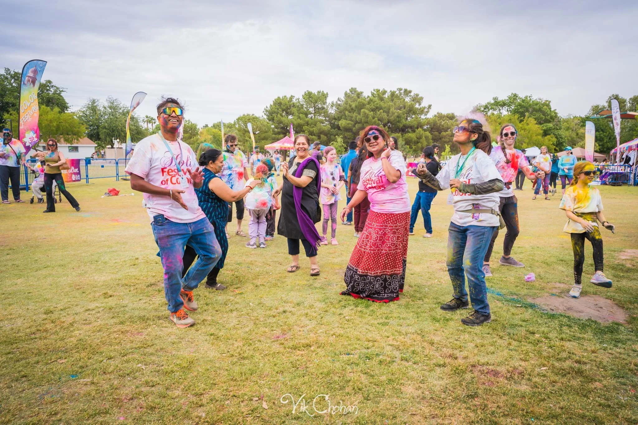 2026-04-26-Holi-Celebration-Sunset-Park-ISKON-april-26th-2026-Vik-Chohan-Photography-Social-Media-152.jpg