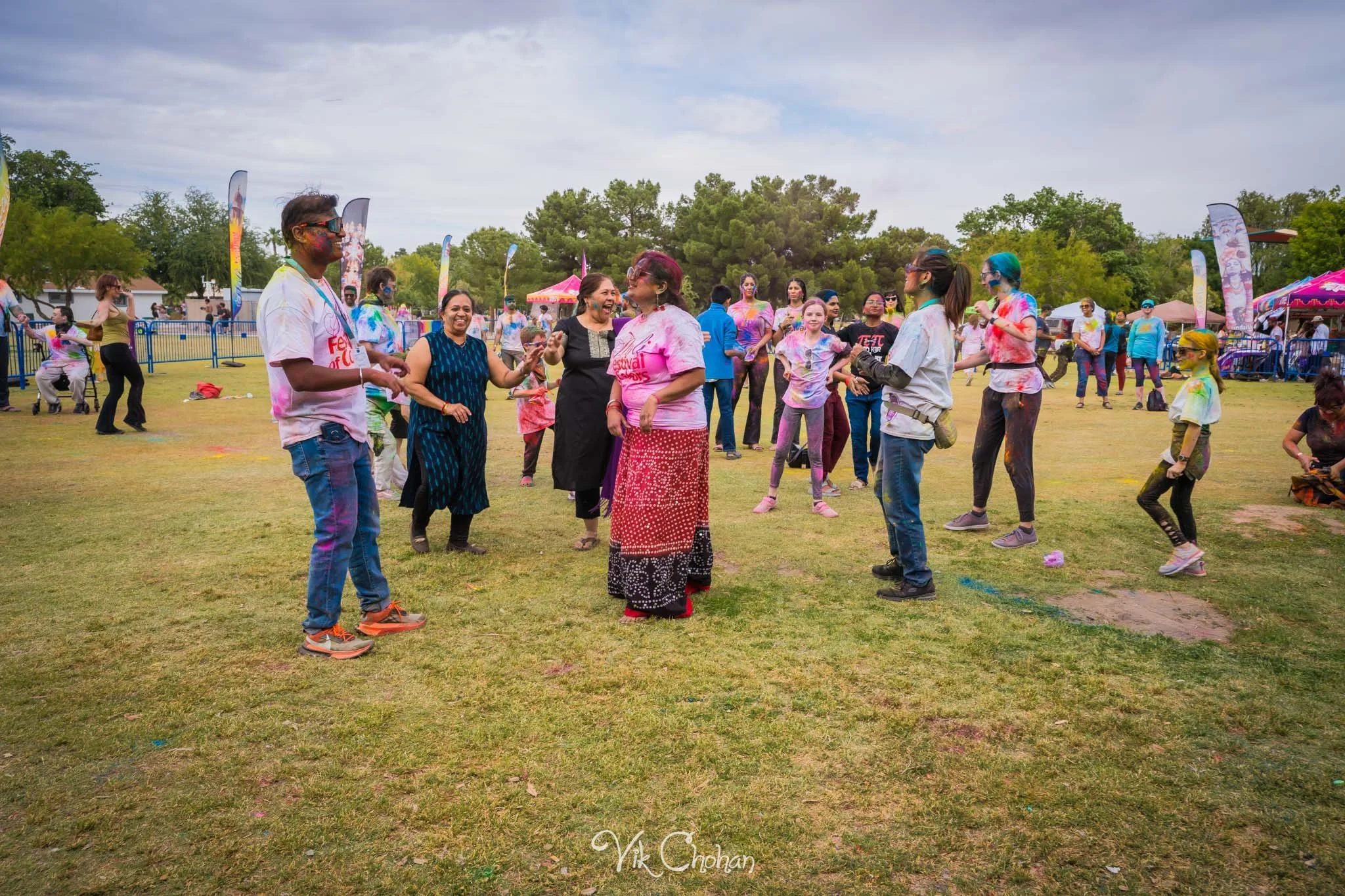 2026-04-26-Holi-Celebration-Sunset-Park-ISKON-april-26th-2026-Vik-Chohan-Photography-Social-Media-156.jpg