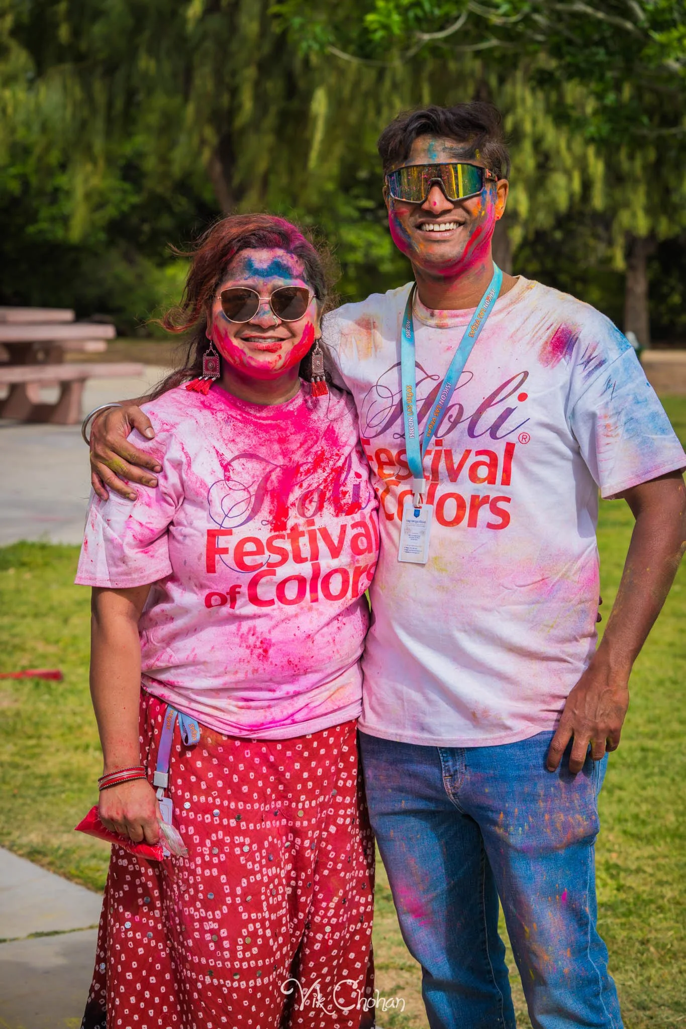 2026-04-26-Holi-Celebration-Sunset-Park-ISKON-april-26th-2026-Vik-Chohan-Photography-Social-Media-194.jpg