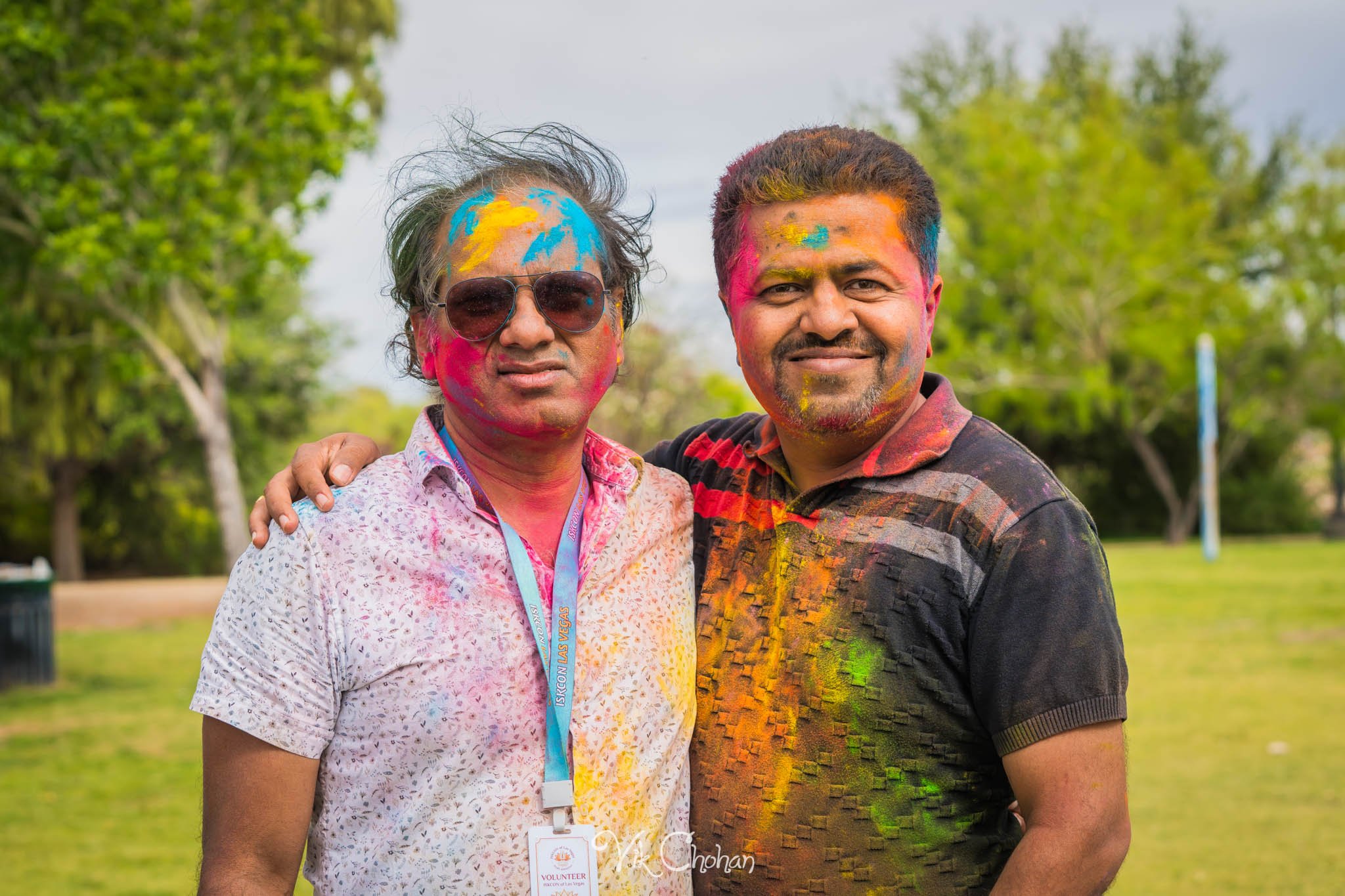 2026-04-26-Holi-Celebration-Sunset-Park-ISKON-april-26th-2026-Vik-Chohan-Photography-Social-Media-196.jpg