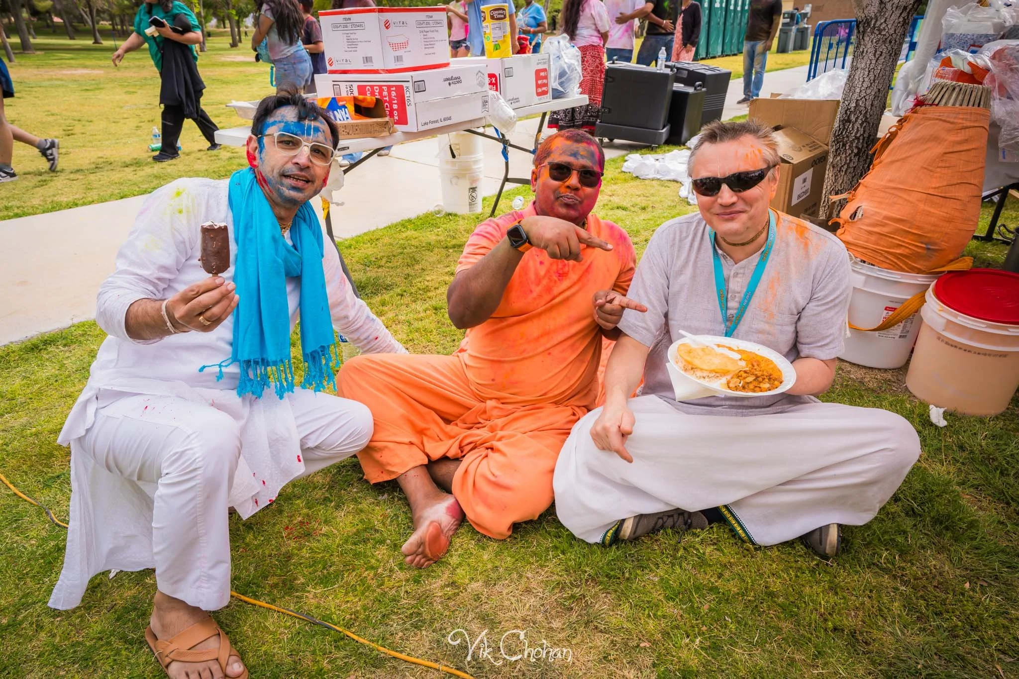2026-04-26-Holi-Celebration-Sunset-Park-ISKON-april-26th-2026-Vik-Chohan-Photography-Social-Media-199.jpg