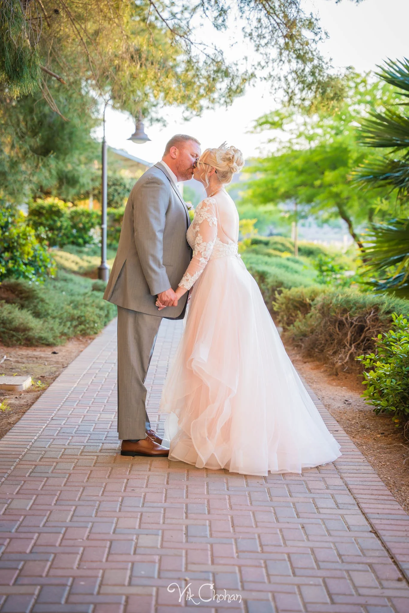 2026-04-29-Richard-and-Samantha-Wedding-Lake-Las-Vegas-april-29th-2026-Vik-Chohan-Photography-Social-Media-094.jpg