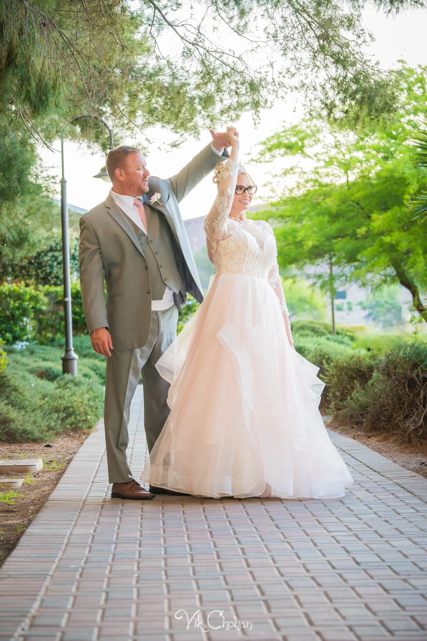 2026-04-29-Richard-and-Samantha-Wedding-Lake-Las-Vegas-april-29th-2026-Vik-Chohan-Photography-Social-Media-095.jpg