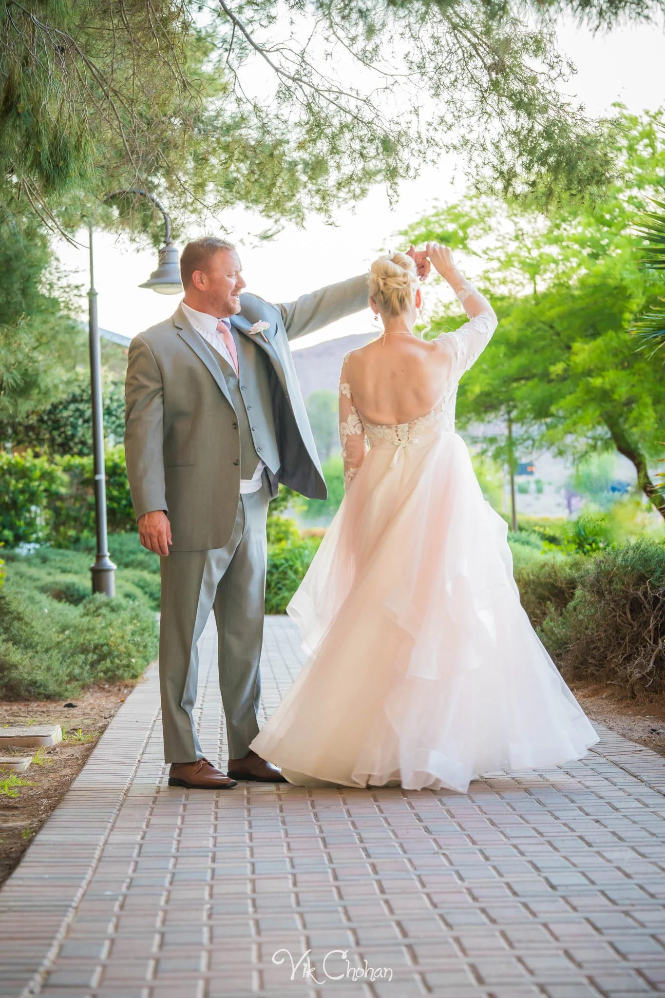 2026-04-29-Richard-and-Samantha-Wedding-Lake-Las-Vegas-april-29th-2026-Vik-Chohan-Photography-Social-Media-099.jpg