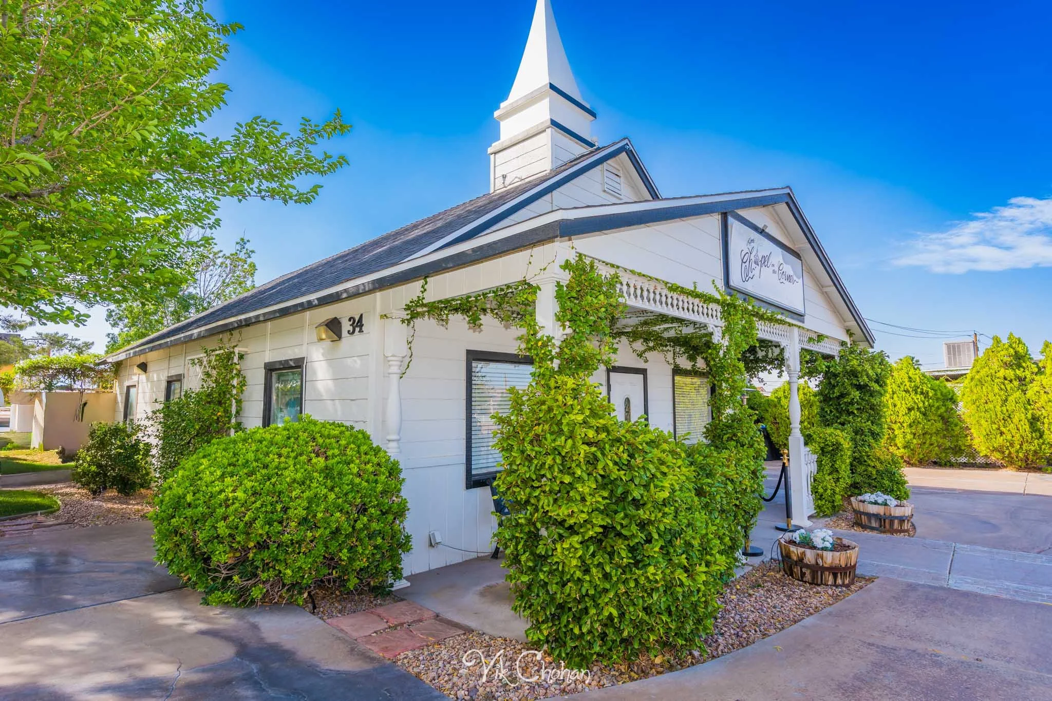2026-05-17-Faruk-and-Abigail-Wedding-at-Little-Chapel-On-The-Corner-may-17th-2026-Vik-Chohan-Photography-Social-Media-005.jpg