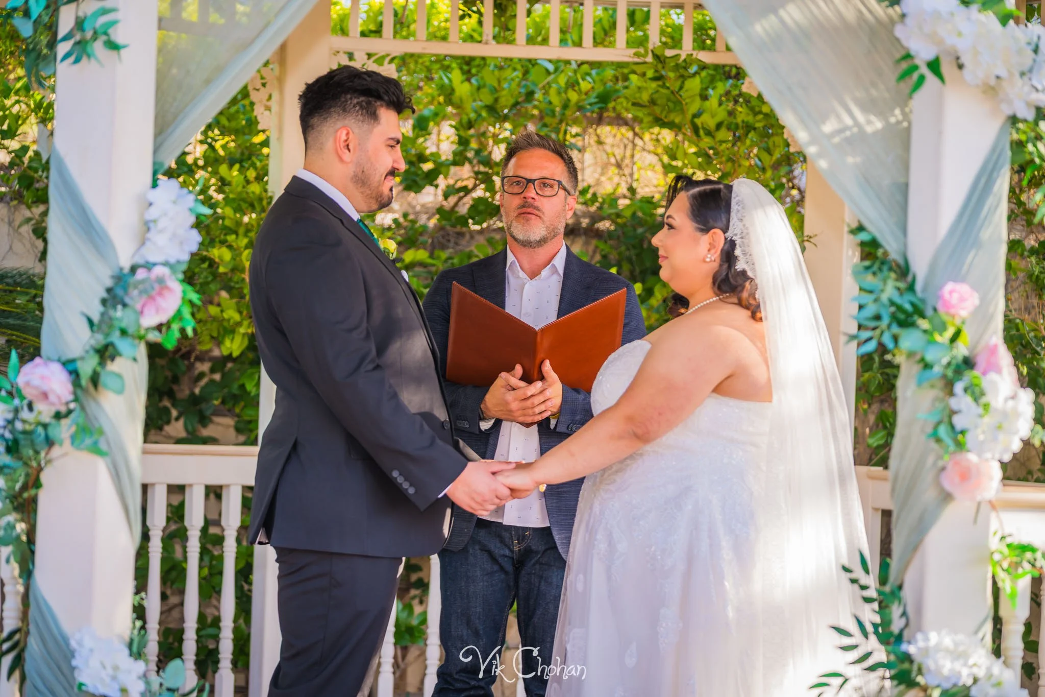 2026-05-17-Faruk-and-Abigail-Wedding-at-Little-Chapel-On-The-Corner-may-17th-2026-Vik-Chohan-Photography-Social-Media-098.jpg