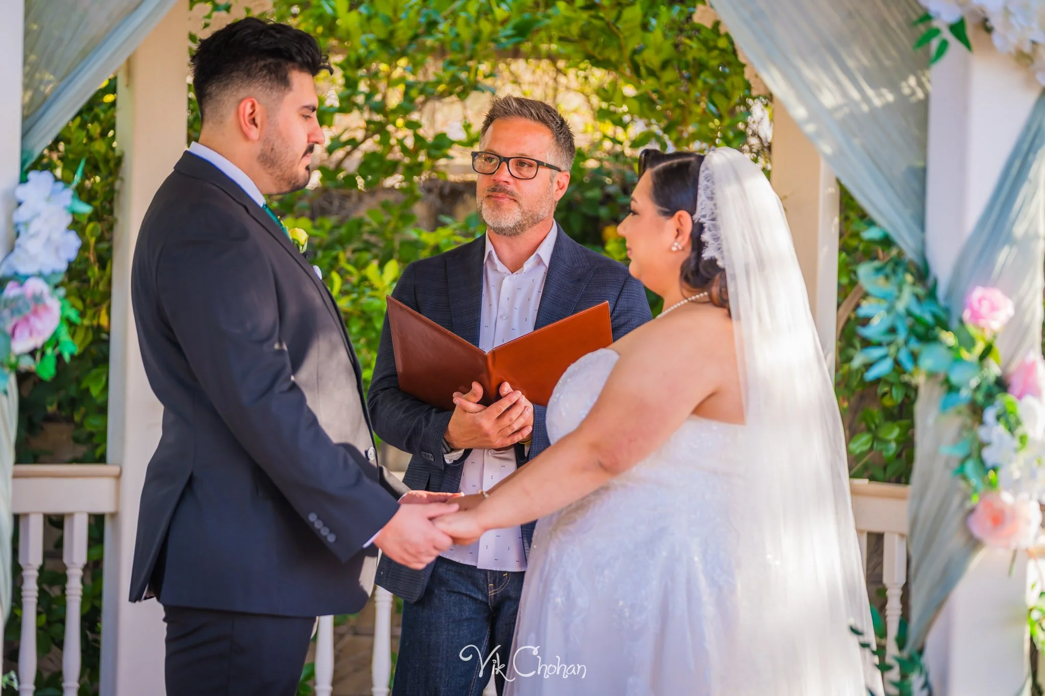 2026-05-17-Faruk-and-Abigail-Wedding-at-Little-Chapel-On-The-Corner-may-17th-2026-Vik-Chohan-Photography-Social-Media-101.jpg