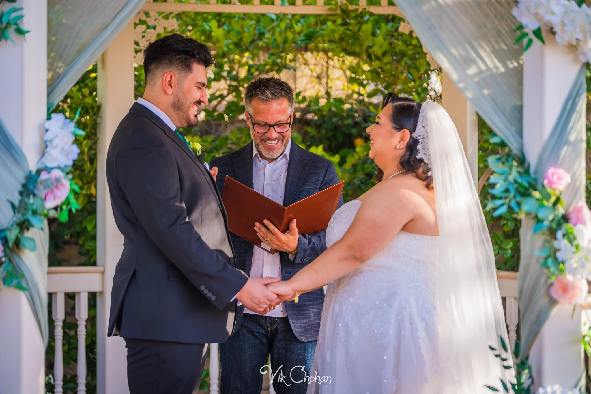 2026-05-17-Faruk-and-Abigail-Wedding-at-Little-Chapel-On-The-Corner-may-17th-2026-Vik-Chohan-Photography-Social-Media-103.jpg