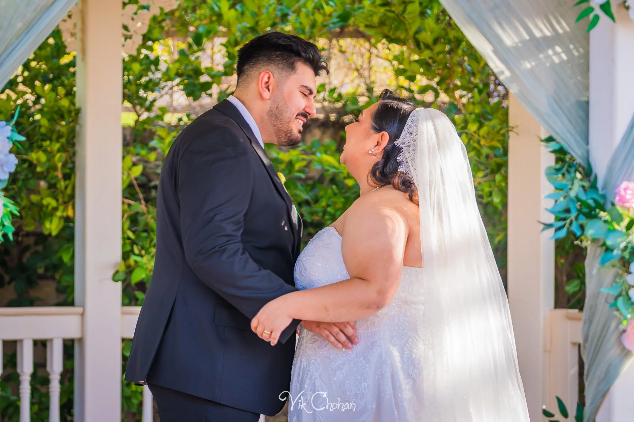 2026-05-17-Faruk-and-Abigail-Wedding-at-Little-Chapel-On-The-Corner-may-17th-2026-Vik-Chohan-Photography-Social-Media-118.jpg