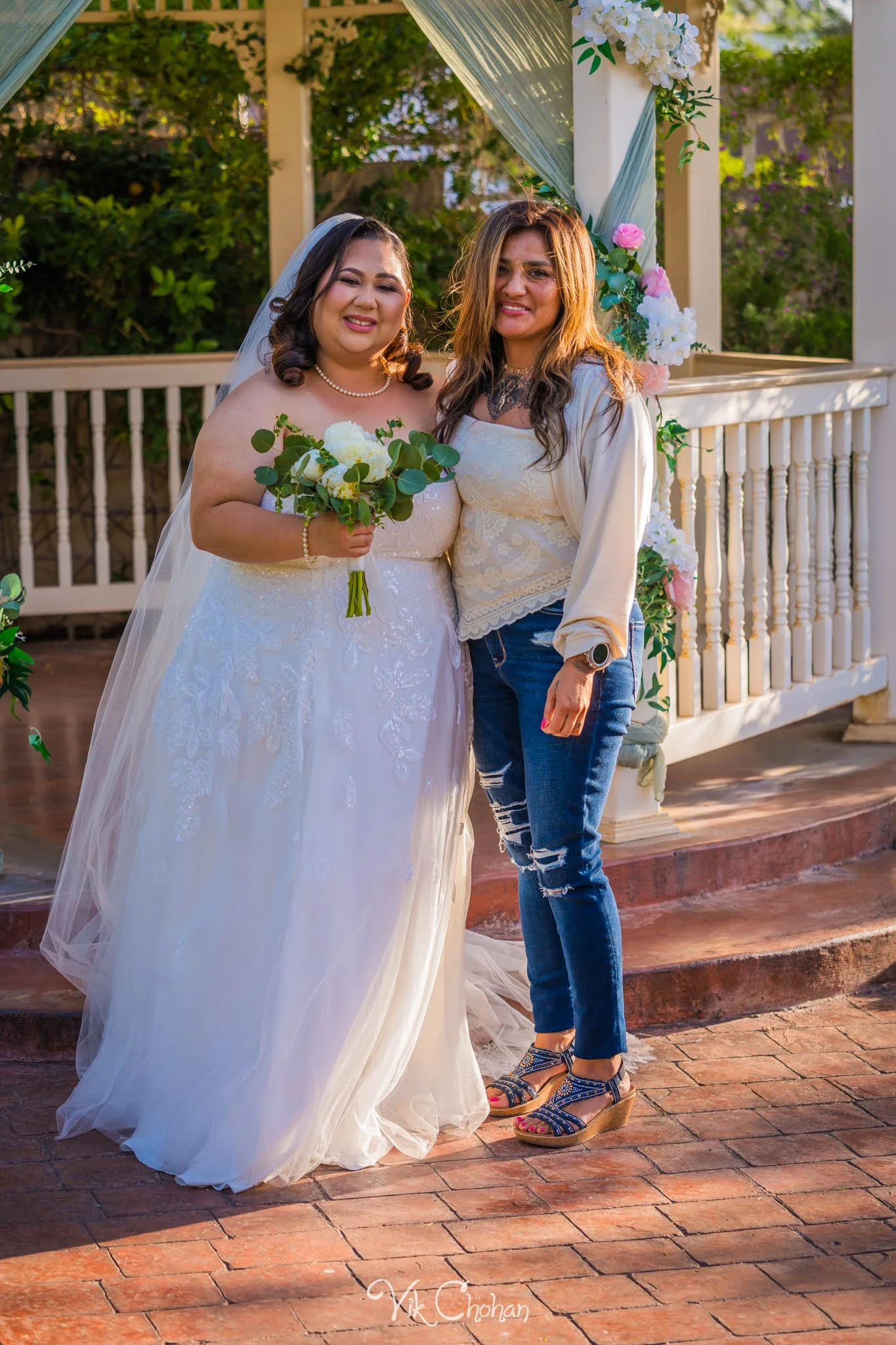 2026-05-17-Faruk-and-Abigail-Wedding-at-Little-Chapel-On-The-Corner-may-17th-2026-Vik-Chohan-Photography-Social-Media-188.jpg