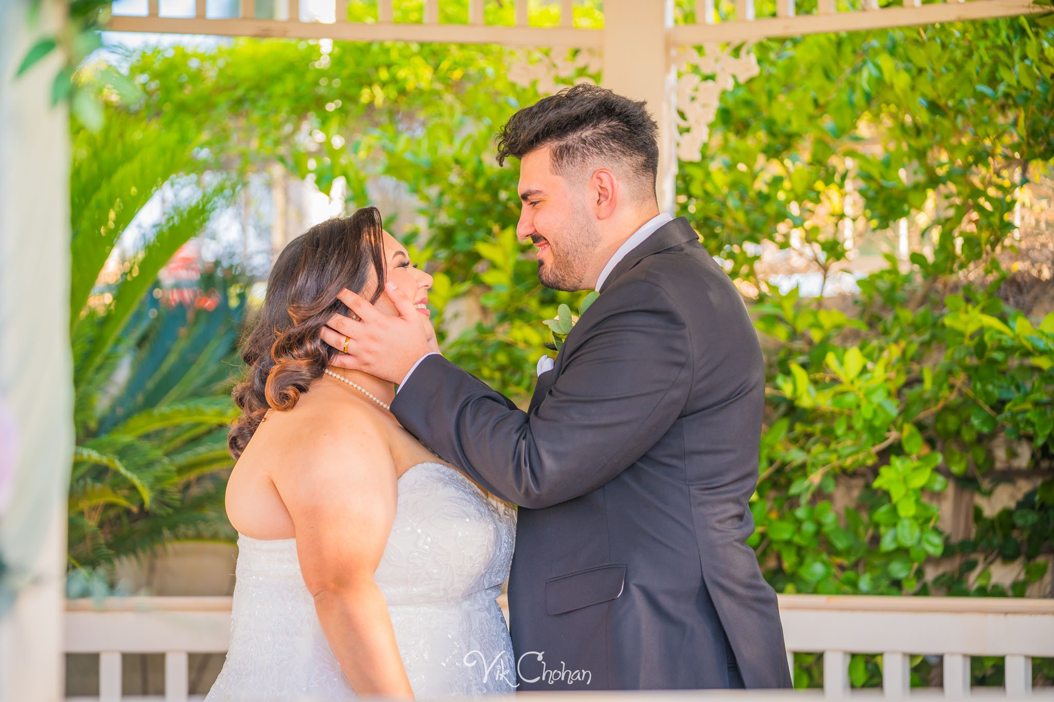 2026-05-17-Faruk-and-Abigail-Wedding-at-Little-Chapel-On-The-Corner-may-17th-2026-Vik-Chohan-Photography-Social-Media-206.jpg