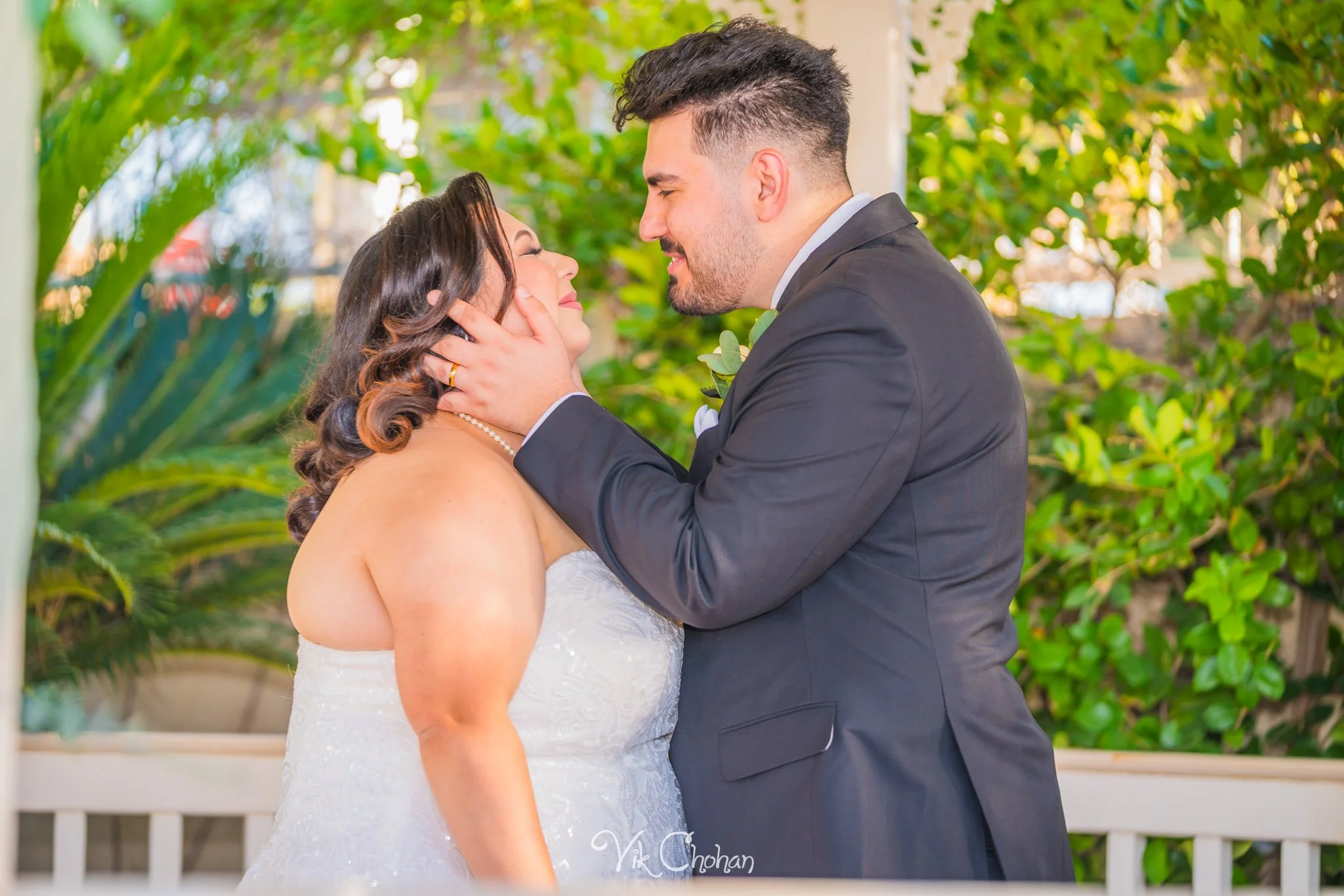 2026-05-17-Faruk-and-Abigail-Wedding-at-Little-Chapel-On-The-Corner-may-17th-2026-Vik-Chohan-Photography-Social-Media-208.jpg