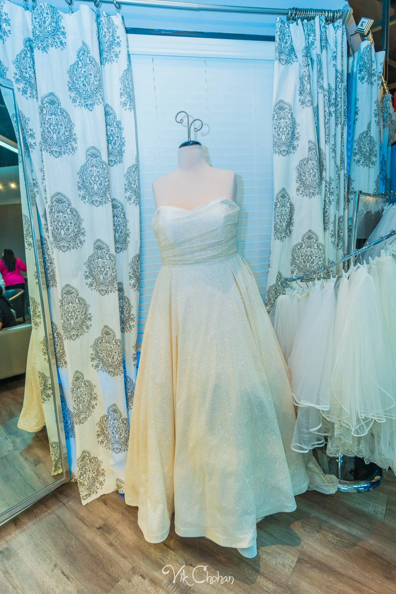 2026-06-01-SNHCA-June-Meeting-at-Creative-Bridal-Wear-june-1st-2026-Vik-Chohan-Photography-Social-Media-174.jpg