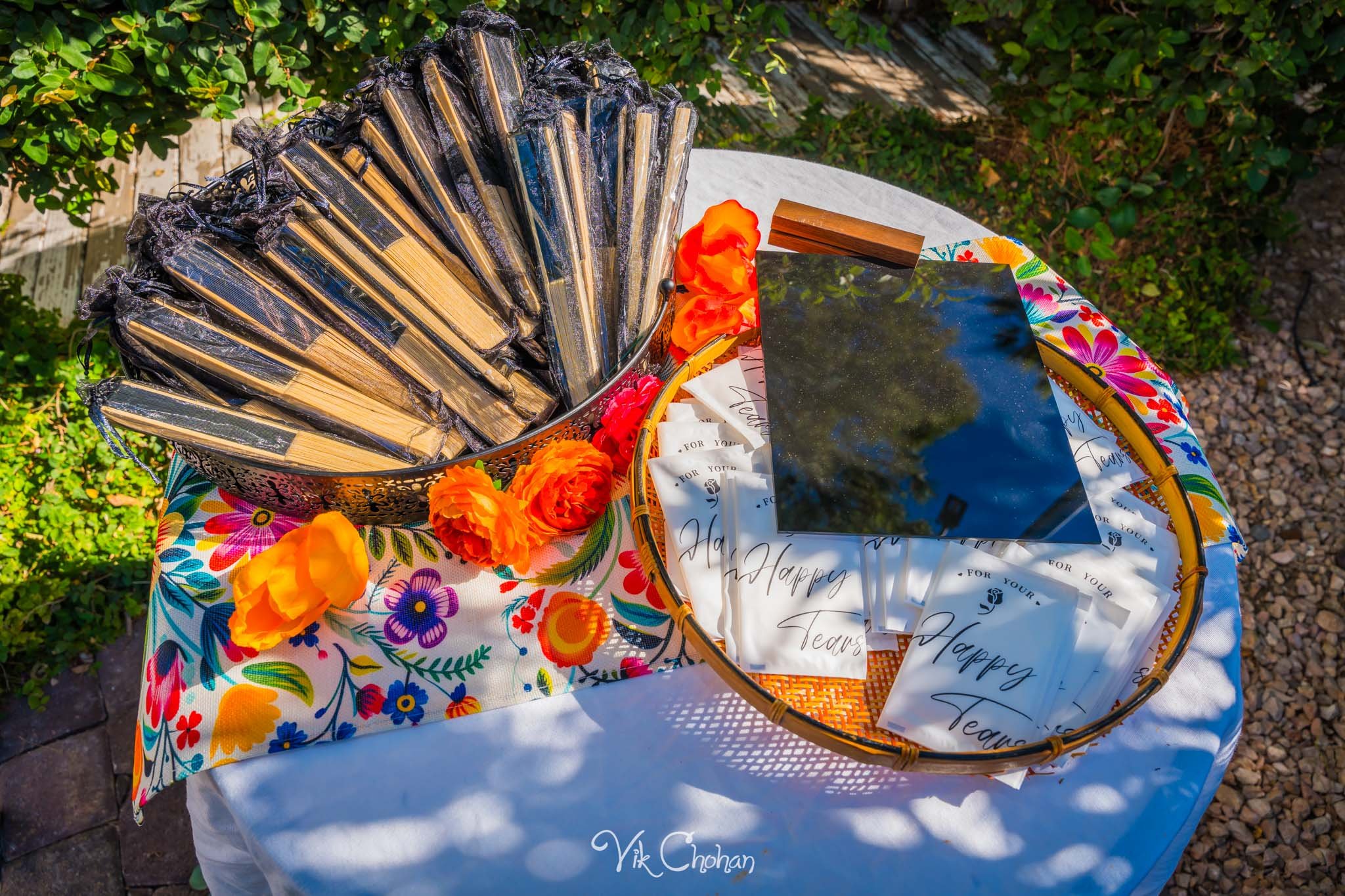 2026-06-20-Raul-and-Antoinette-Las-Vegas-Wedding-Little-Chapel-on-the-Corner-Vik-Chohan-Photography-Social-Media-010.jpg