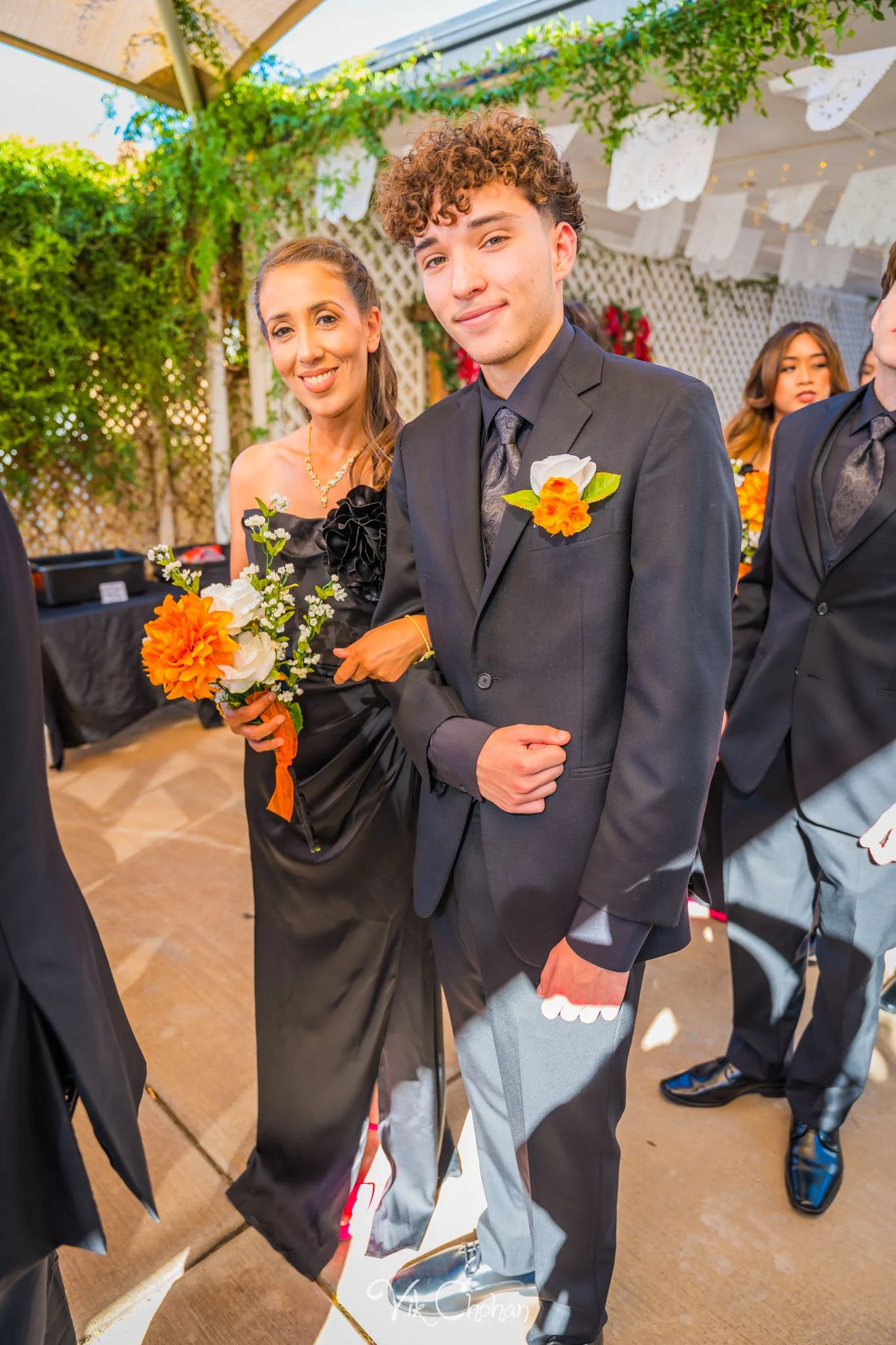 2026-06-20-Raul-and-Antoinette-Las-Vegas-Wedding-Little-Chapel-on-the-Corner-Vik-Chohan-Photography-Social-Media-039.jpg