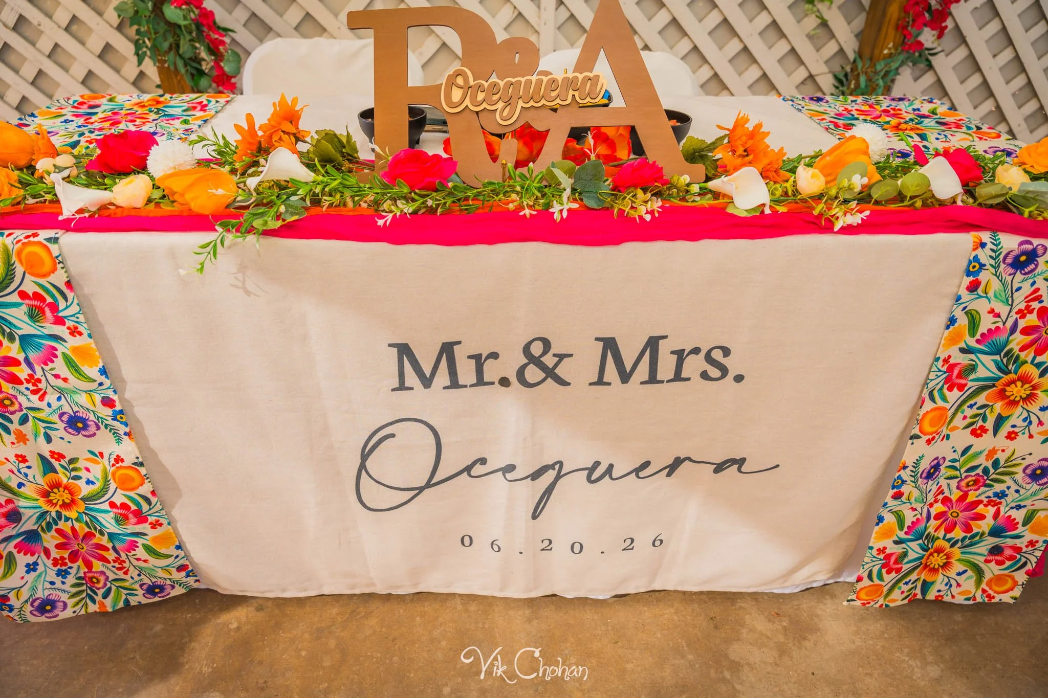 2026-06-20-Raul-and-Antoinette-Las-Vegas-Wedding-Little-Chapel-on-the-Corner-Vik-Chohan-Photography-Social-Media-045.jpg