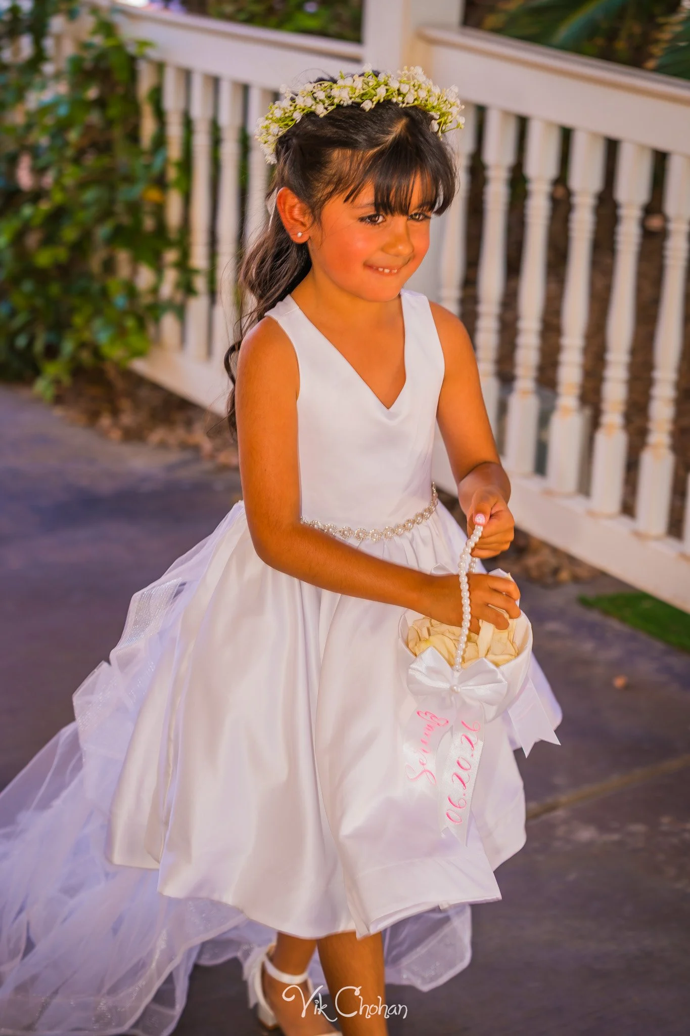 2026-06-20-Raul-and-Antoinette-Las-Vegas-Wedding-Little-Chapel-on-the-Corner-Vik-Chohan-Photography-Social-Media-065.jpg