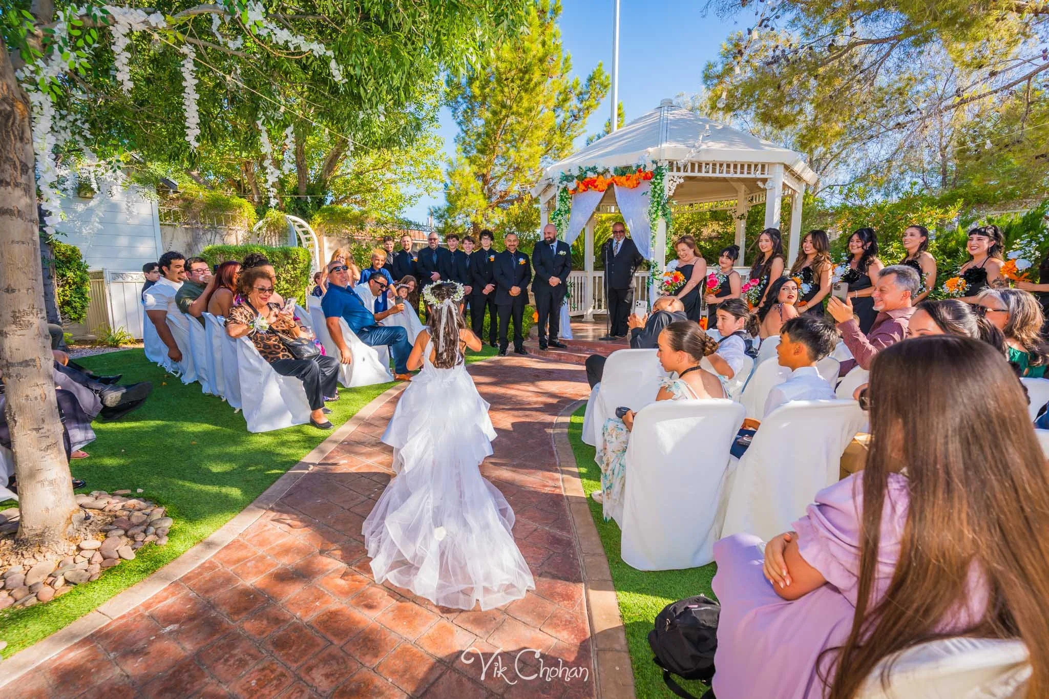 2026-06-20-Raul-and-Antoinette-Las-Vegas-Wedding-Little-Chapel-on-the-Corner-Vik-Chohan-Photography-Social-Media-066.jpg