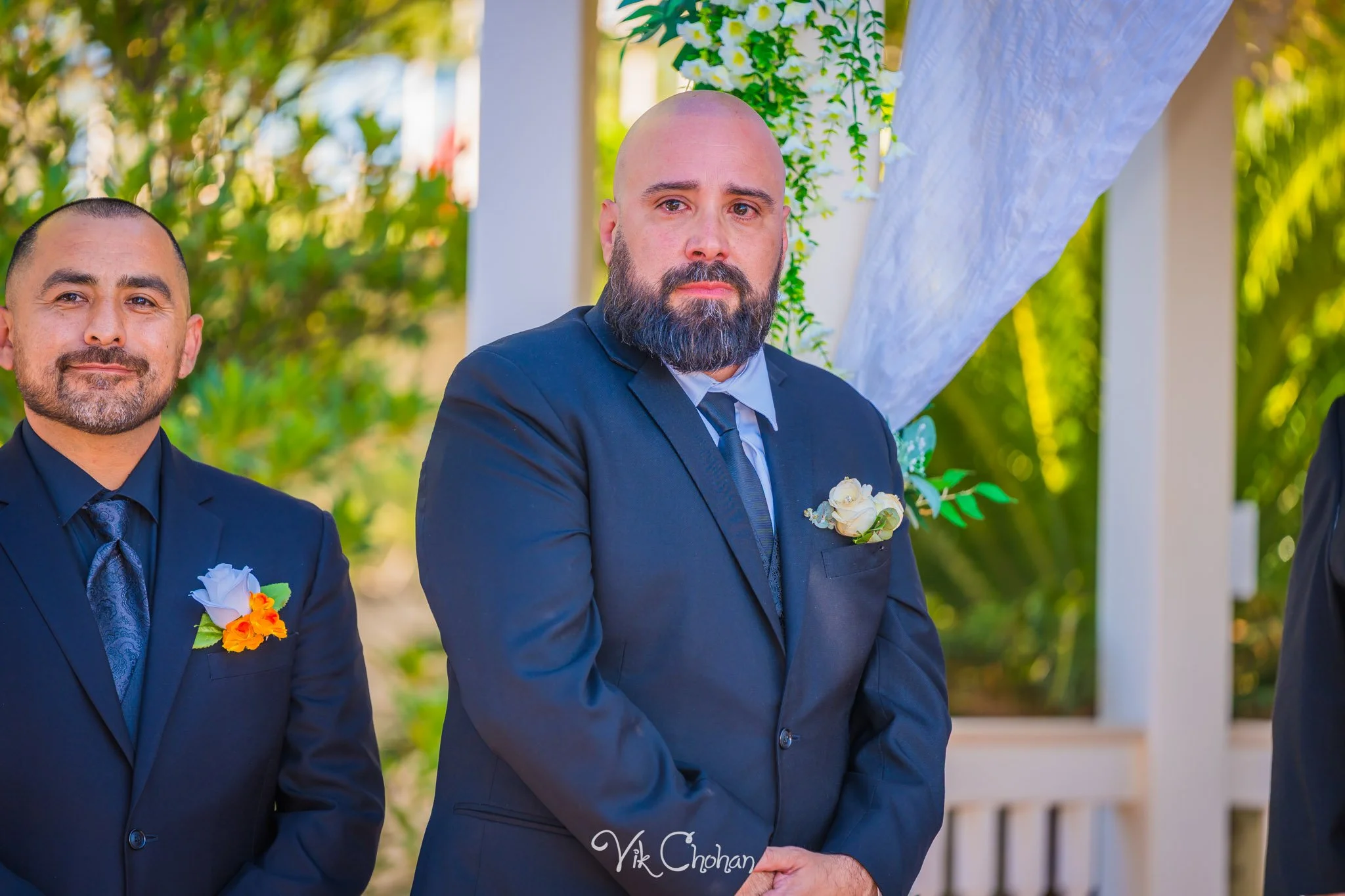 2026-06-20-Raul-and-Antoinette-Las-Vegas-Wedding-Little-Chapel-on-the-Corner-Vik-Chohan-Photography-Social-Media-075.jpg