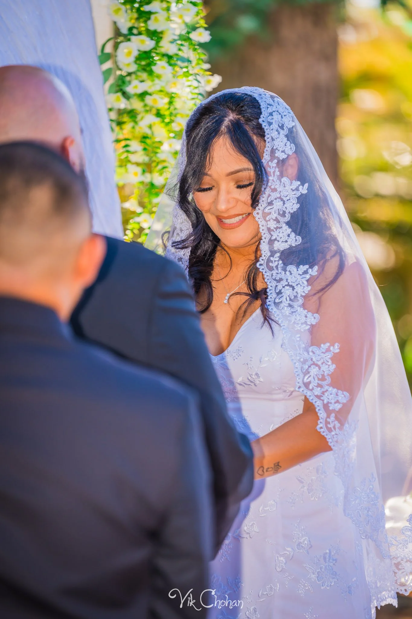 2026-06-20-Raul-and-Antoinette-Las-Vegas-Wedding-Little-Chapel-on-the-Corner-Vik-Chohan-Photography-Social-Media-091.jpg