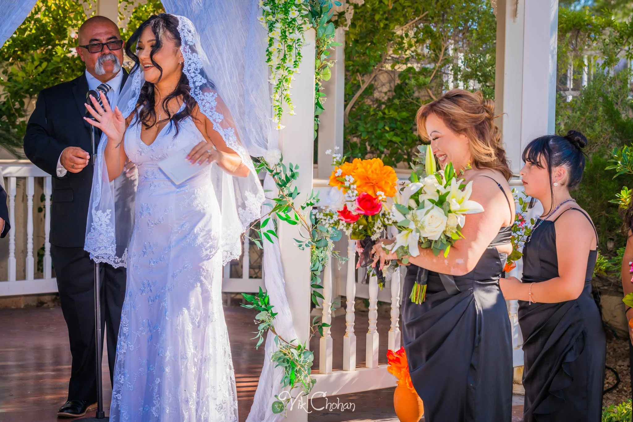 2026-06-20-Raul-and-Antoinette-Las-Vegas-Wedding-Little-Chapel-on-the-Corner-Vik-Chohan-Photography-Social-Media-098.jpg