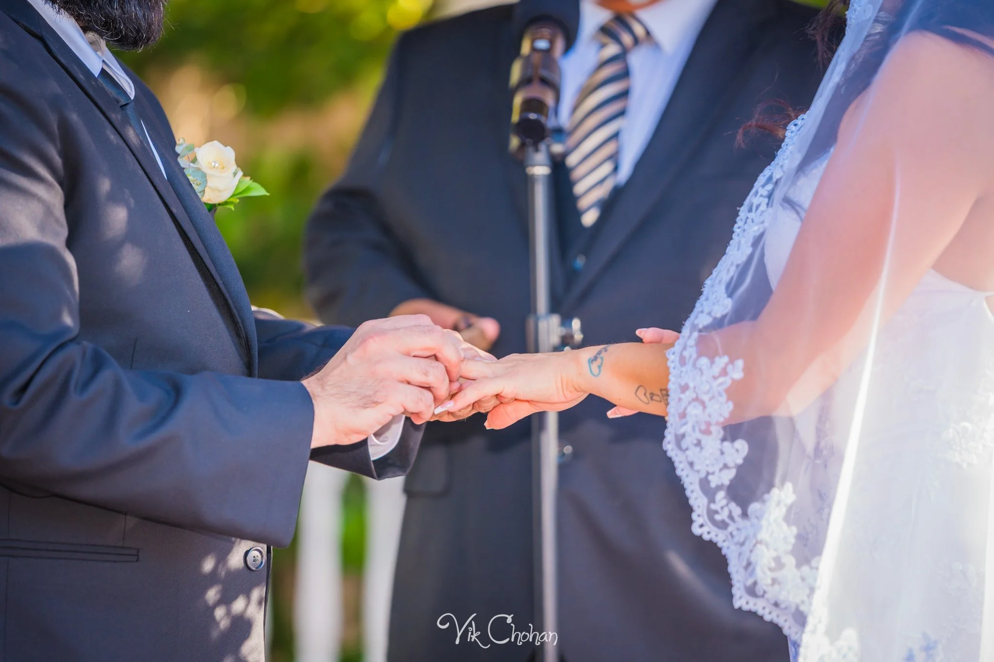 2026-06-20-Raul-and-Antoinette-Las-Vegas-Wedding-Little-Chapel-on-the-Corner-Vik-Chohan-Photography-Social-Media-103.jpg