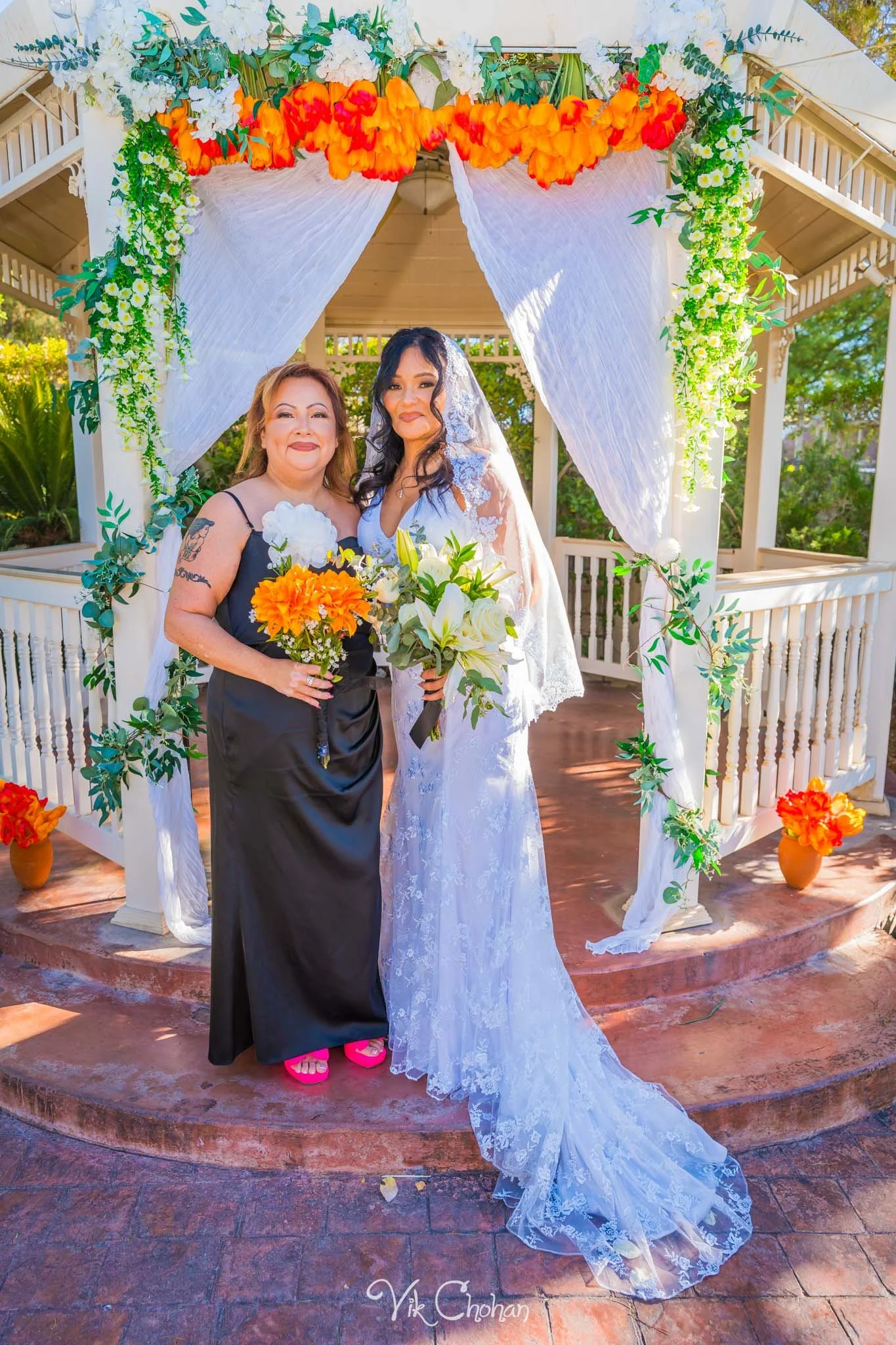 2026-06-20-Raul-and-Antoinette-Las-Vegas-Wedding-Little-Chapel-on-the-Corner-Vik-Chohan-Photography-Social-Media-135.jpg