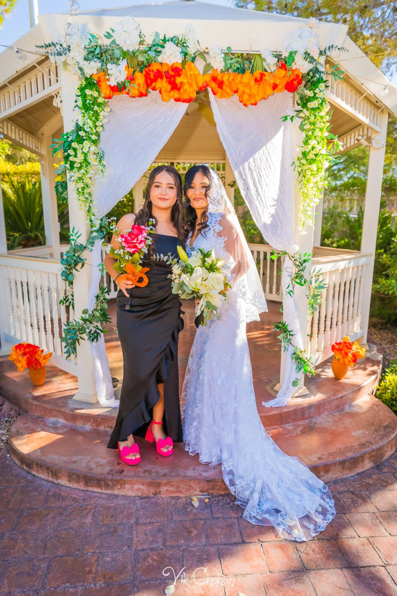 2026-06-20-Raul-and-Antoinette-Las-Vegas-Wedding-Little-Chapel-on-the-Corner-Vik-Chohan-Photography-Social-Media-139.jpg