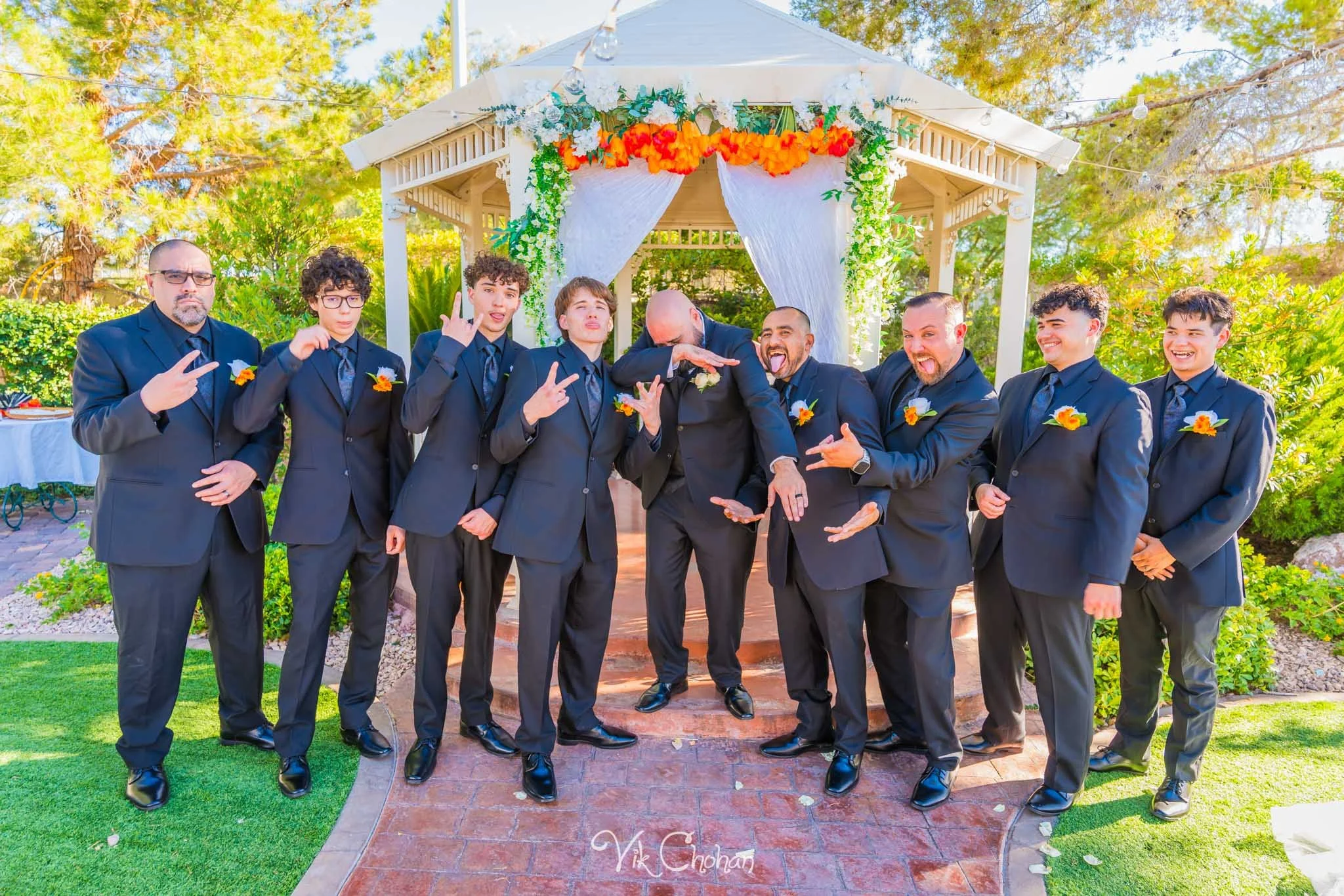2026-06-20-Raul-and-Antoinette-Las-Vegas-Wedding-Little-Chapel-on-the-Corner-Vik-Chohan-Photography-Social-Media-147.jpg