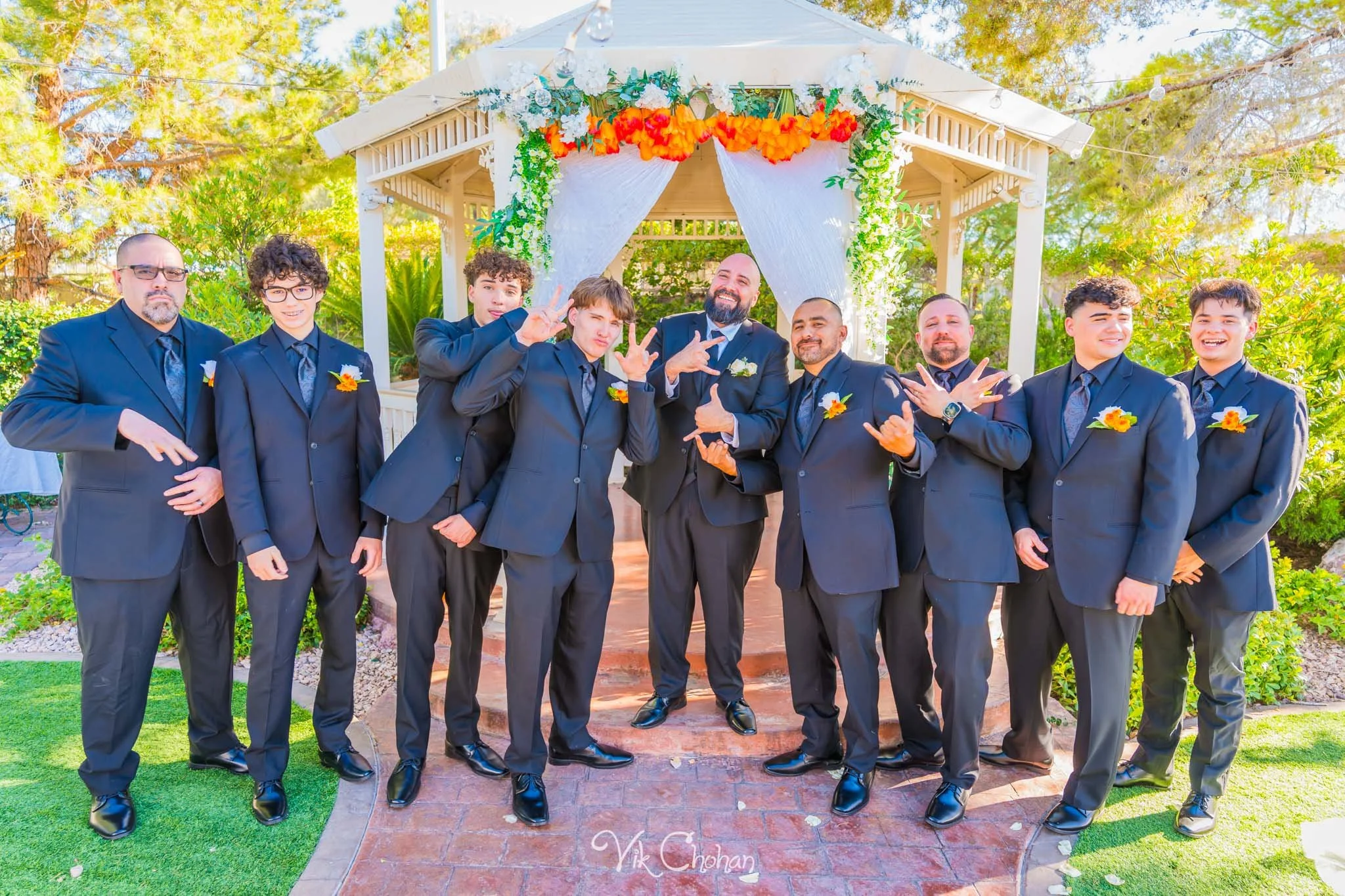 2026-06-20-Raul-and-Antoinette-Las-Vegas-Wedding-Little-Chapel-on-the-Corner-Vik-Chohan-Photography-Social-Media-148.jpg