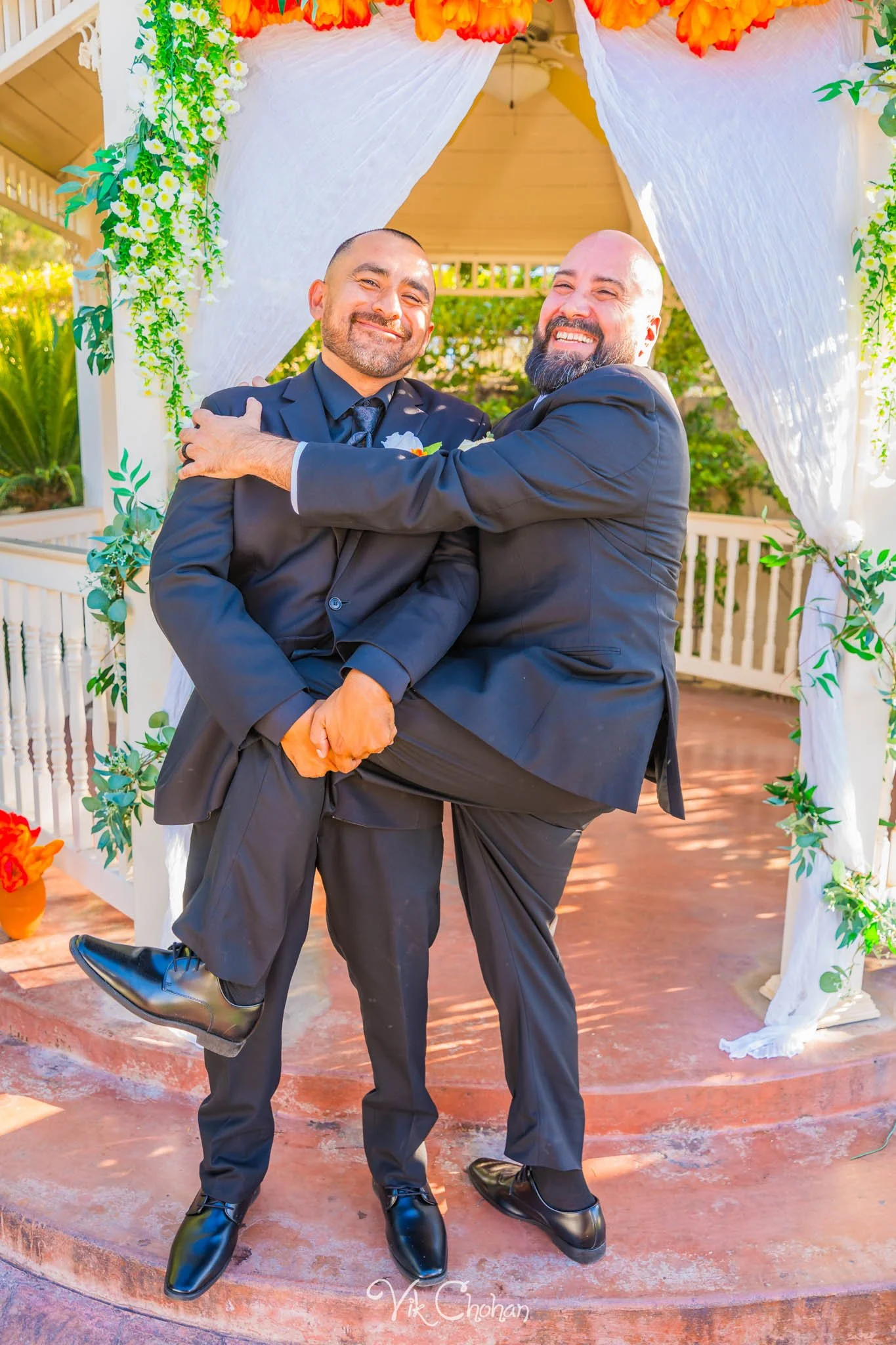 2026-06-20-Raul-and-Antoinette-Las-Vegas-Wedding-Little-Chapel-on-the-Corner-Vik-Chohan-Photography-Social-Media-151.jpg