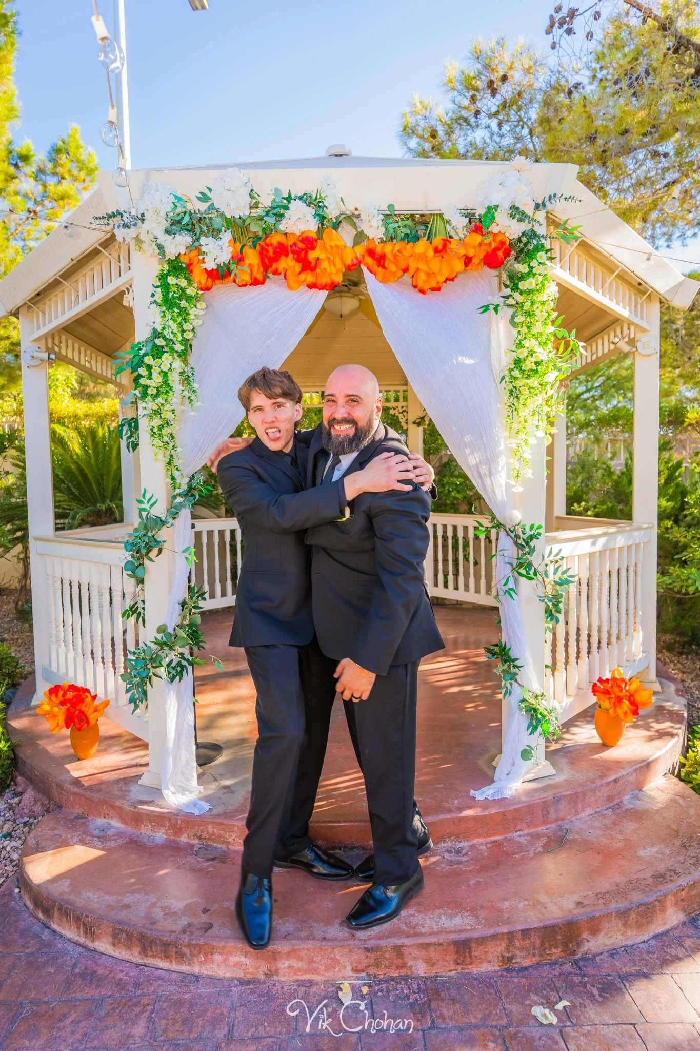 2026-06-20-Raul-and-Antoinette-Las-Vegas-Wedding-Little-Chapel-on-the-Corner-Vik-Chohan-Photography-Social-Media-154.jpg