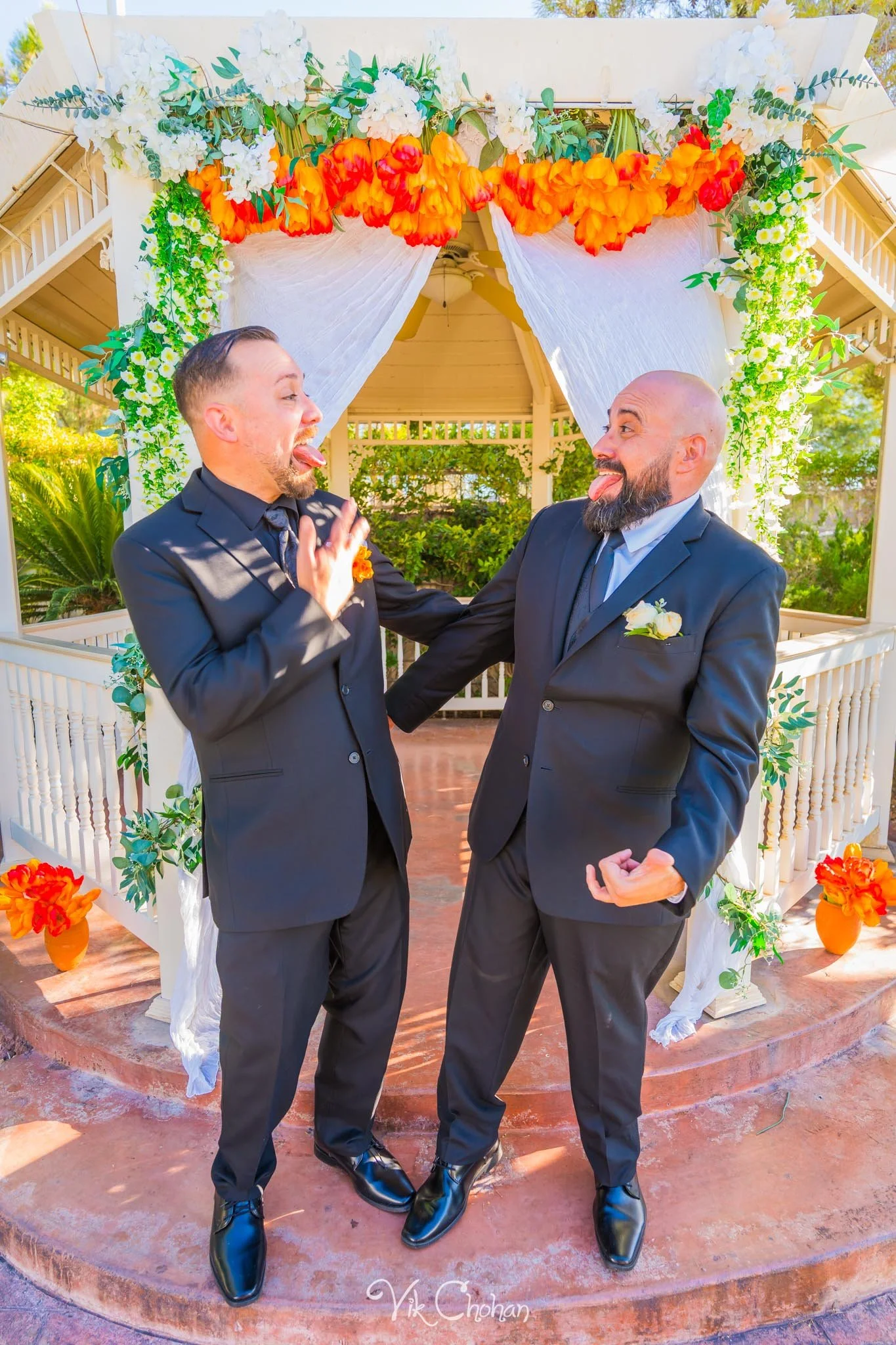 2026-06-20-Raul-and-Antoinette-Las-Vegas-Wedding-Little-Chapel-on-the-Corner-Vik-Chohan-Photography-Social-Media-163.jpg