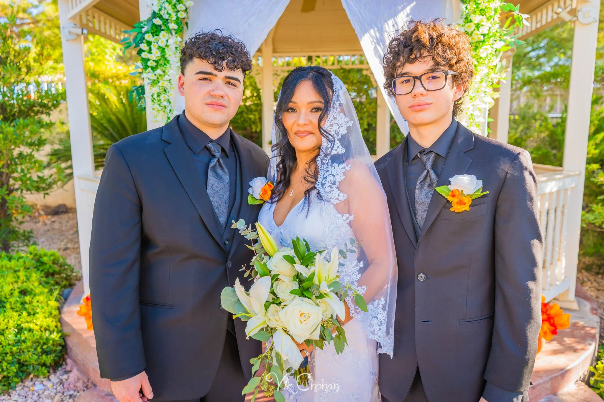 2026-06-20-Raul-and-Antoinette-Las-Vegas-Wedding-Little-Chapel-on-the-Corner-Vik-Chohan-Photography-Social-Media-174.jpg